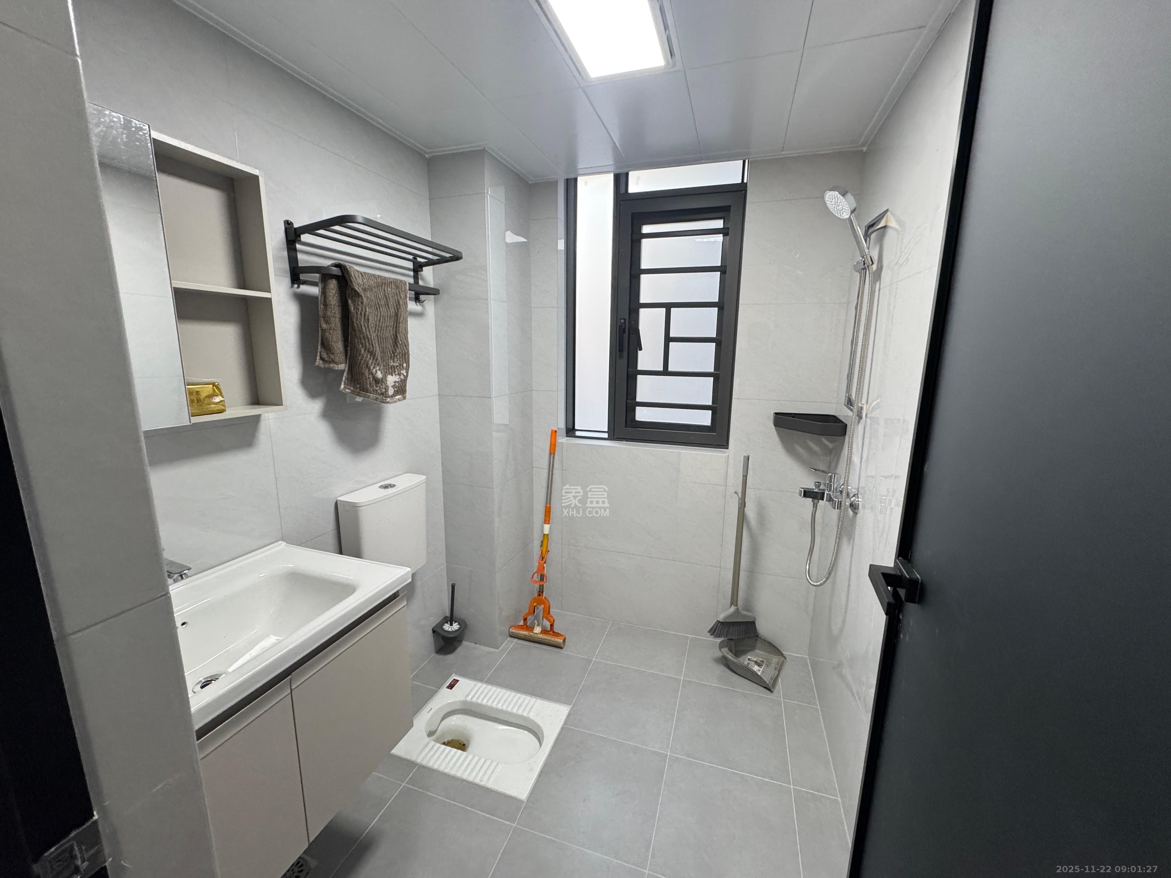 和景家园二期 1室0厅0卫 1800.0元/月 和景家园二期 1室0厅0卫 1800.0元/月室内图