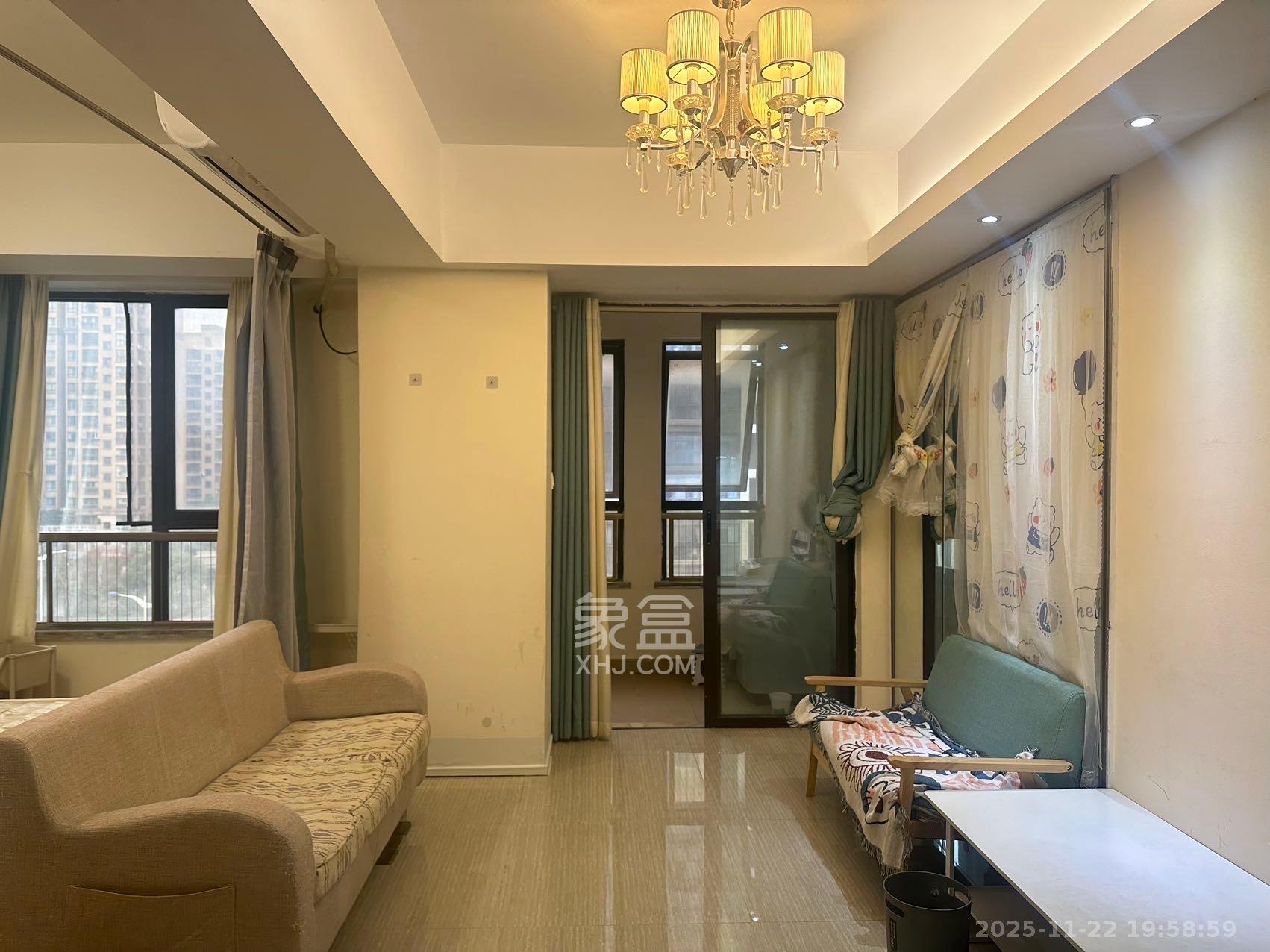 奥林匹克花园贡院三期 1室1厅1卫 1300.0元/月 奥林匹克花园贡院三期 1室1厅1卫 1300.0元/月室内图