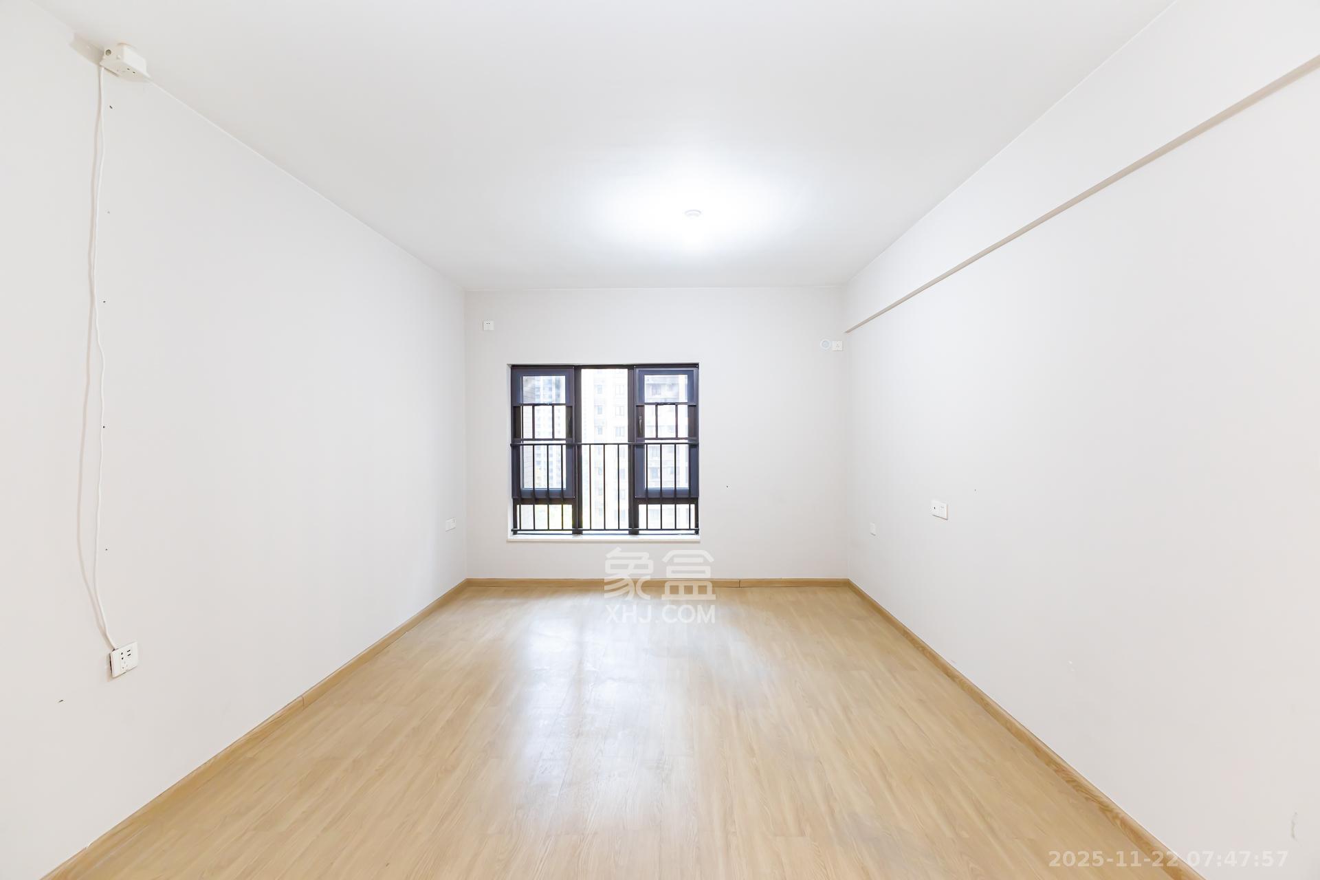 时代倾城三期 4室2厅2卫 91.8万 时代倾城三期 4室2厅2卫 91.8万卧室