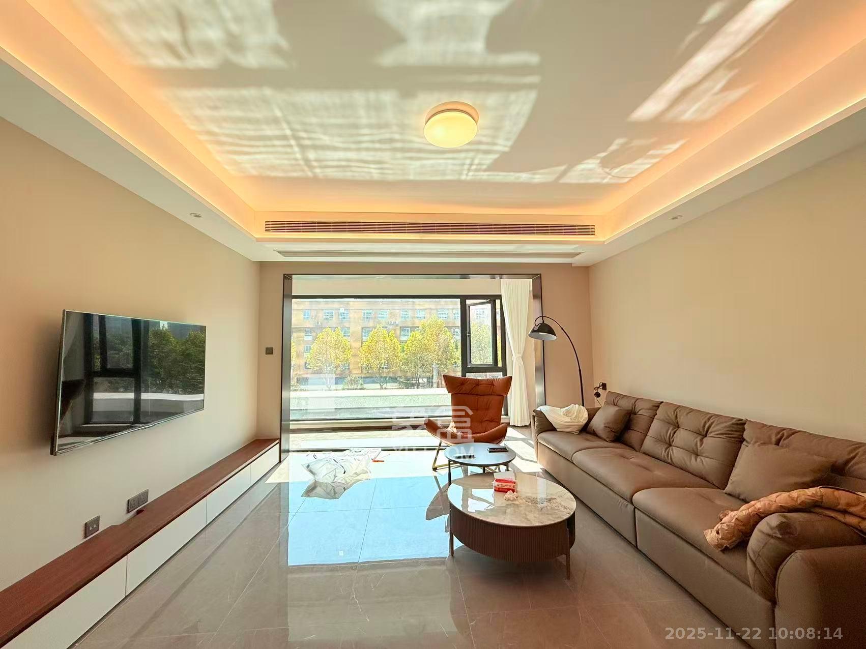 龙湖青云阙  4室2厅2卫    5000.0元/月