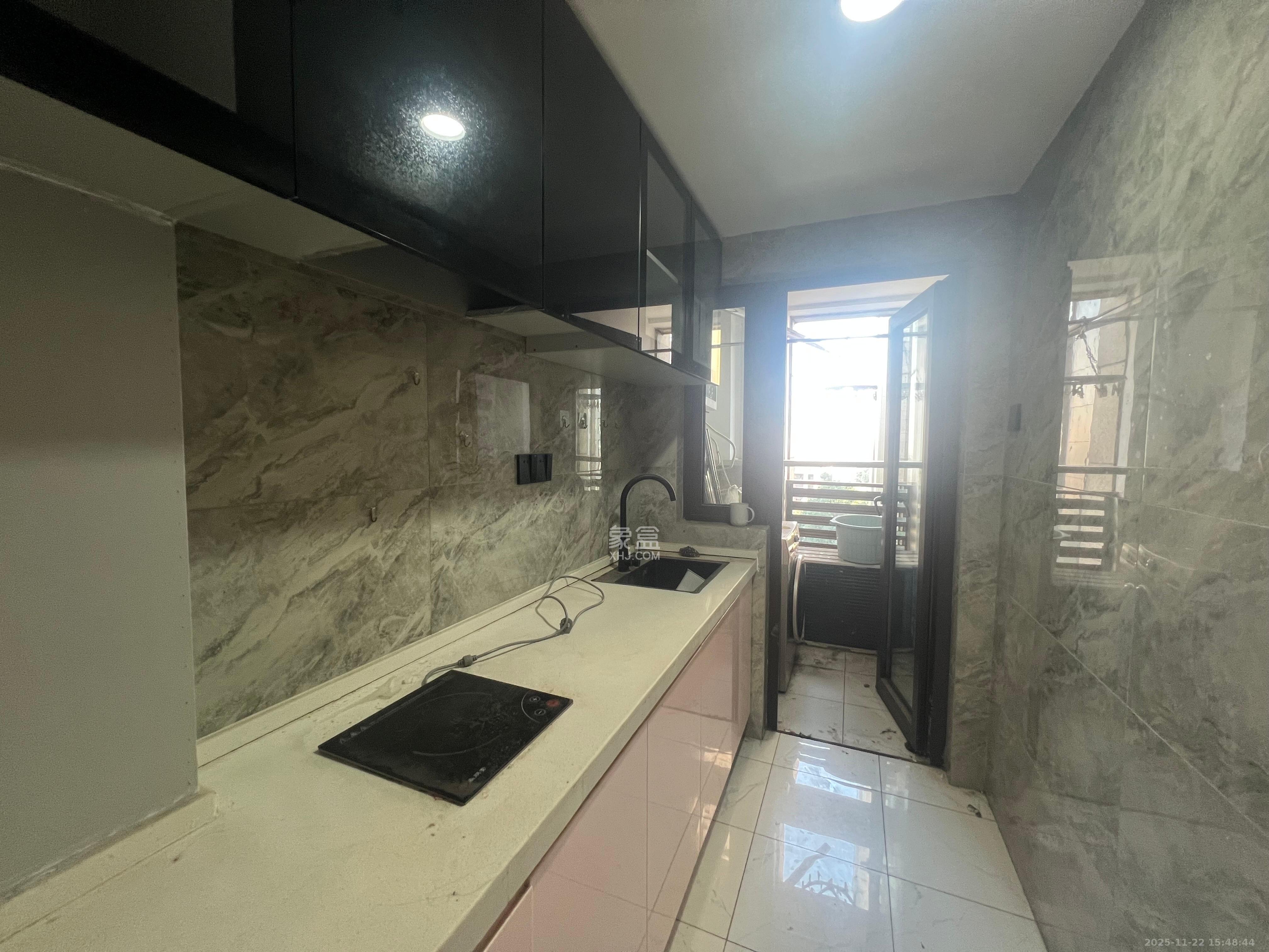 地质家园一、二期(地泰人民公馆) 1室1厅1卫 2000.0元/月 地质家园一、二期(地泰人民公馆) 1室1厅1卫 2000.0元/月室内图