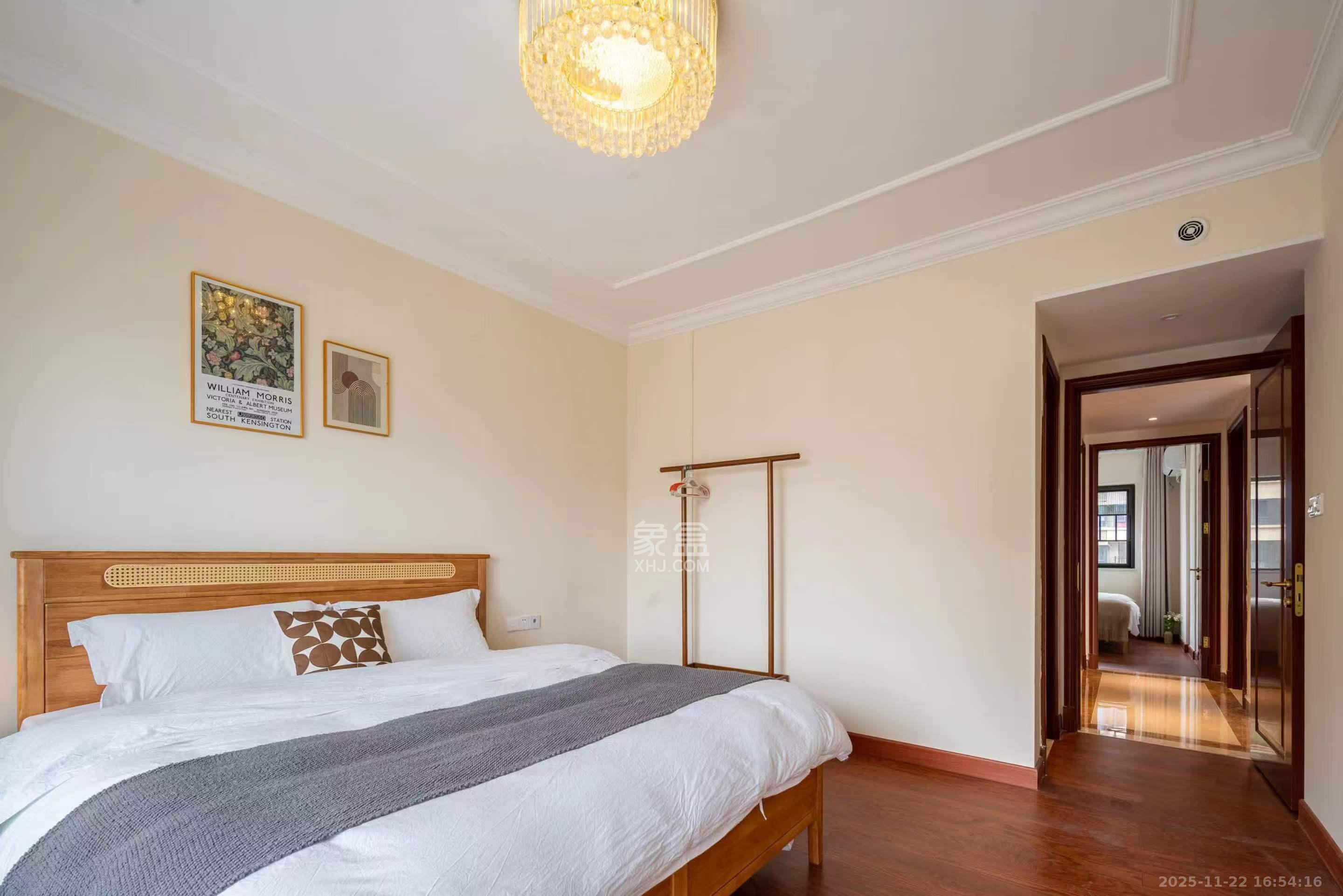 恒大雅苑  3室2厅2卫    3500.0元/月室内图