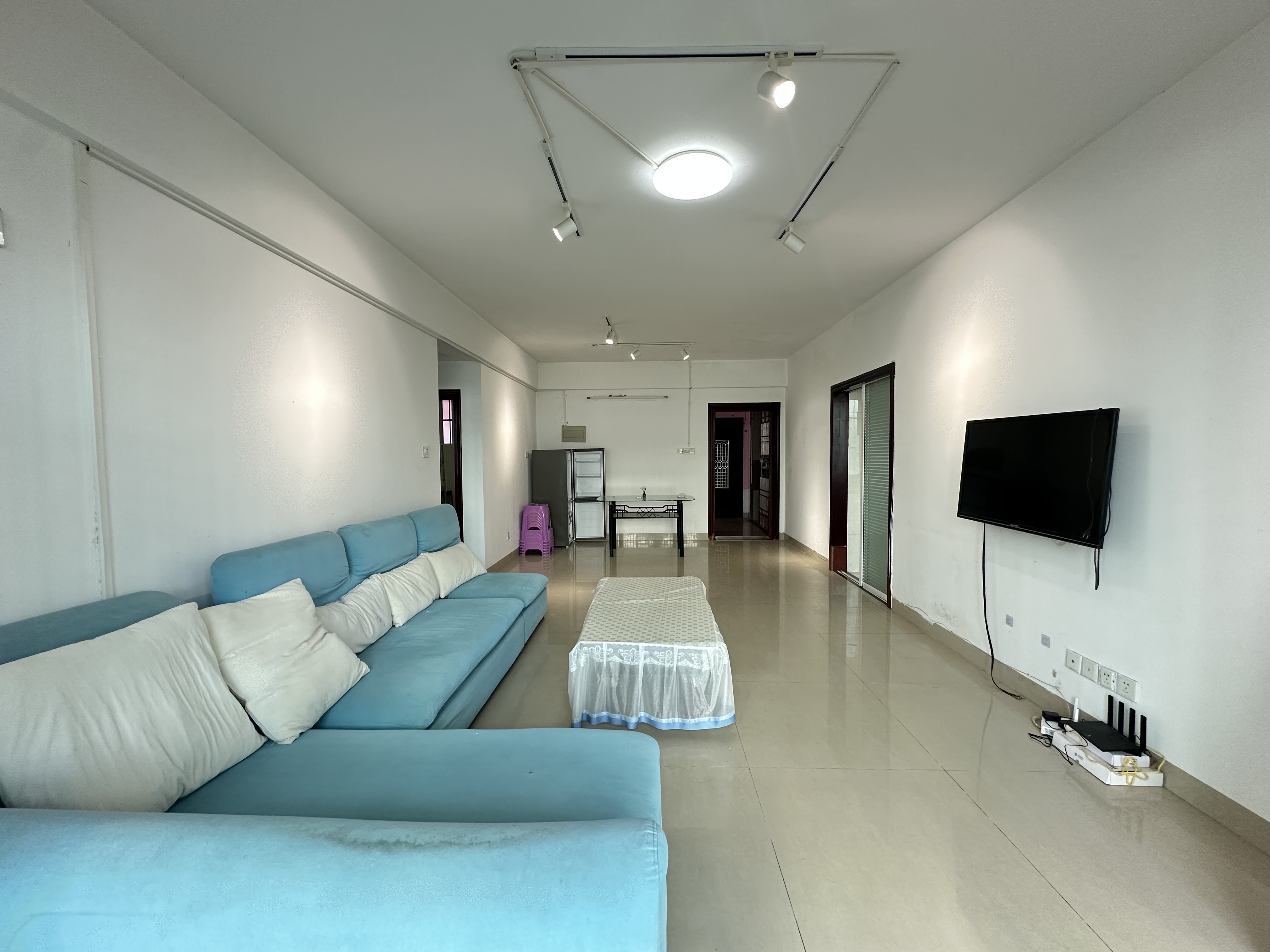 华宝雅苑  2室2厅1卫    2500.0元/月室内图