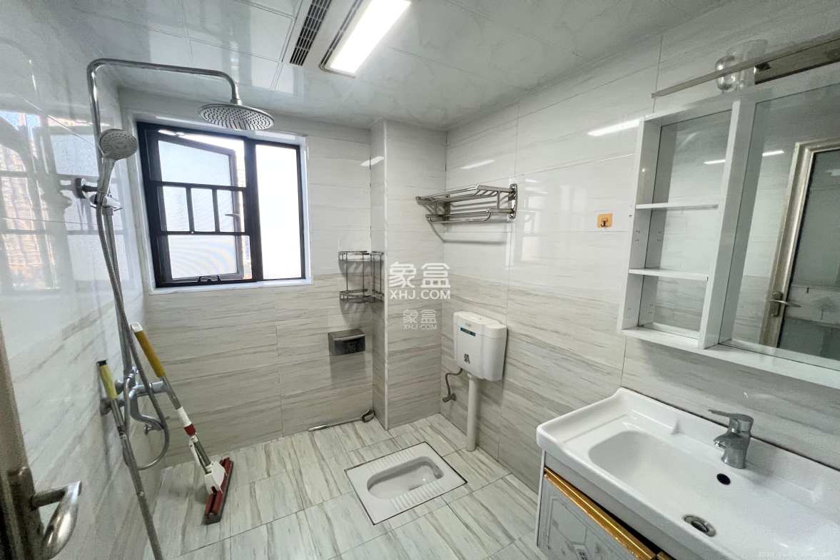 东驿竹园 2室2厅1卫 1900.0元/月 东驿竹园 2室2厅1卫 1900.0元/月室内图