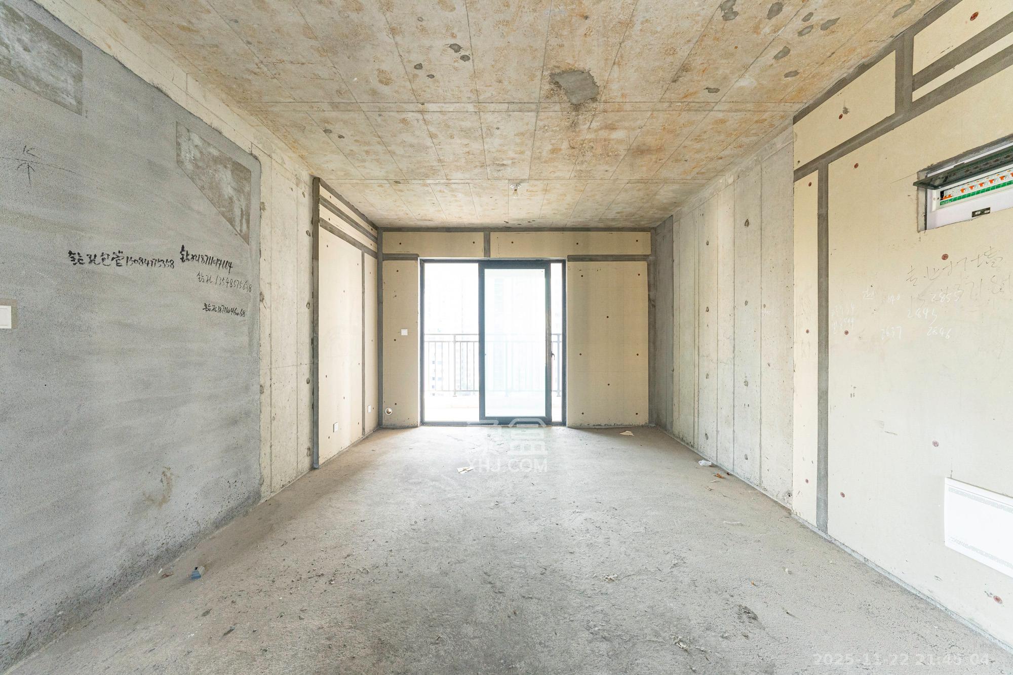 旭辉汇樾城 1室0厅0卫 91.8万 旭辉汇樾城 1室0厅0卫 91.8万客厅