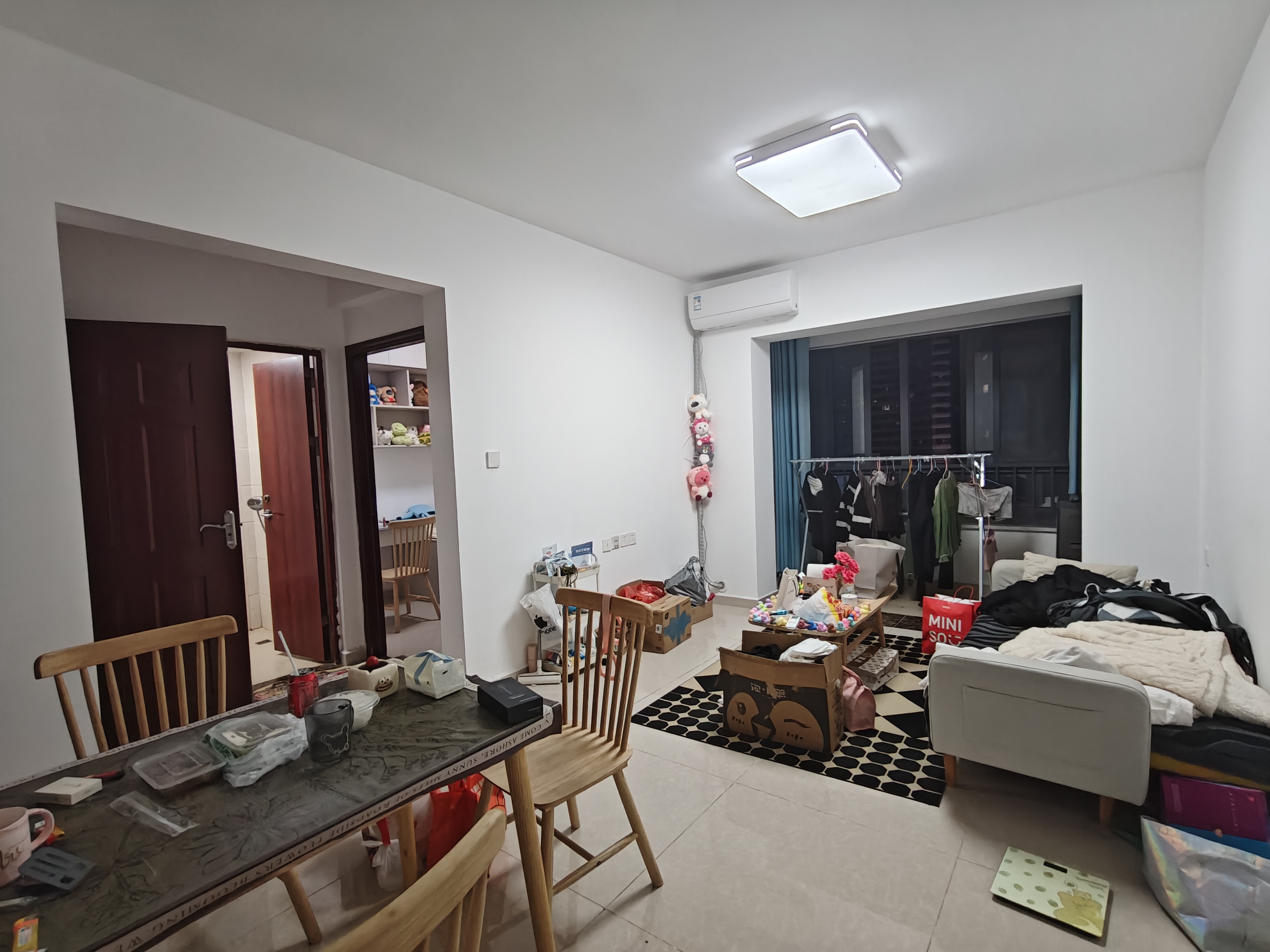 坡巷雅苑 2室2厅1卫 2500.0元/月 坡巷雅苑 2室2厅1卫 2500.0元/月室内图