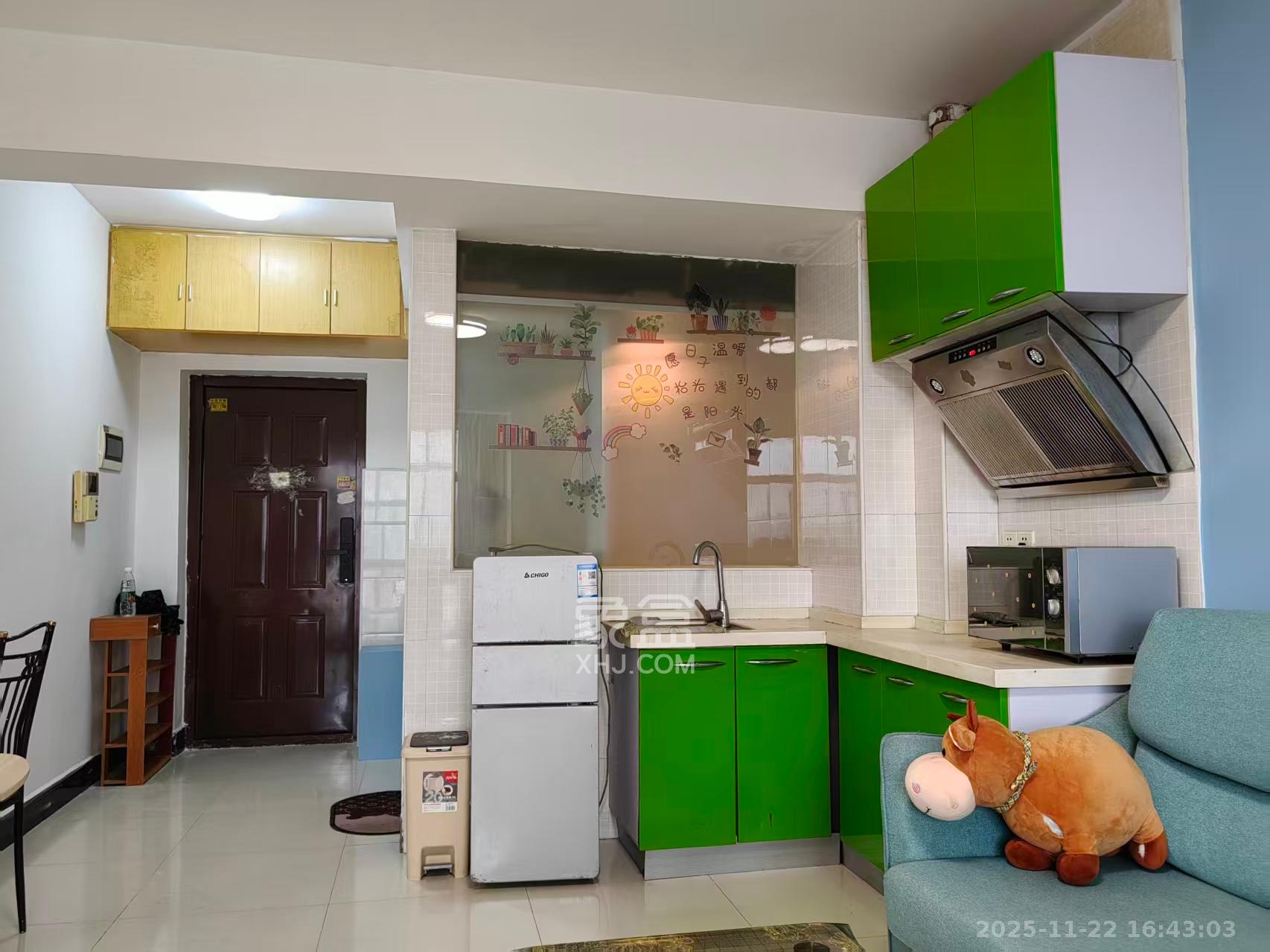 融橙上品 1室1厅1卫 1150.0元/月 融橙上品 1室1厅1卫 1150.0元/月室内图