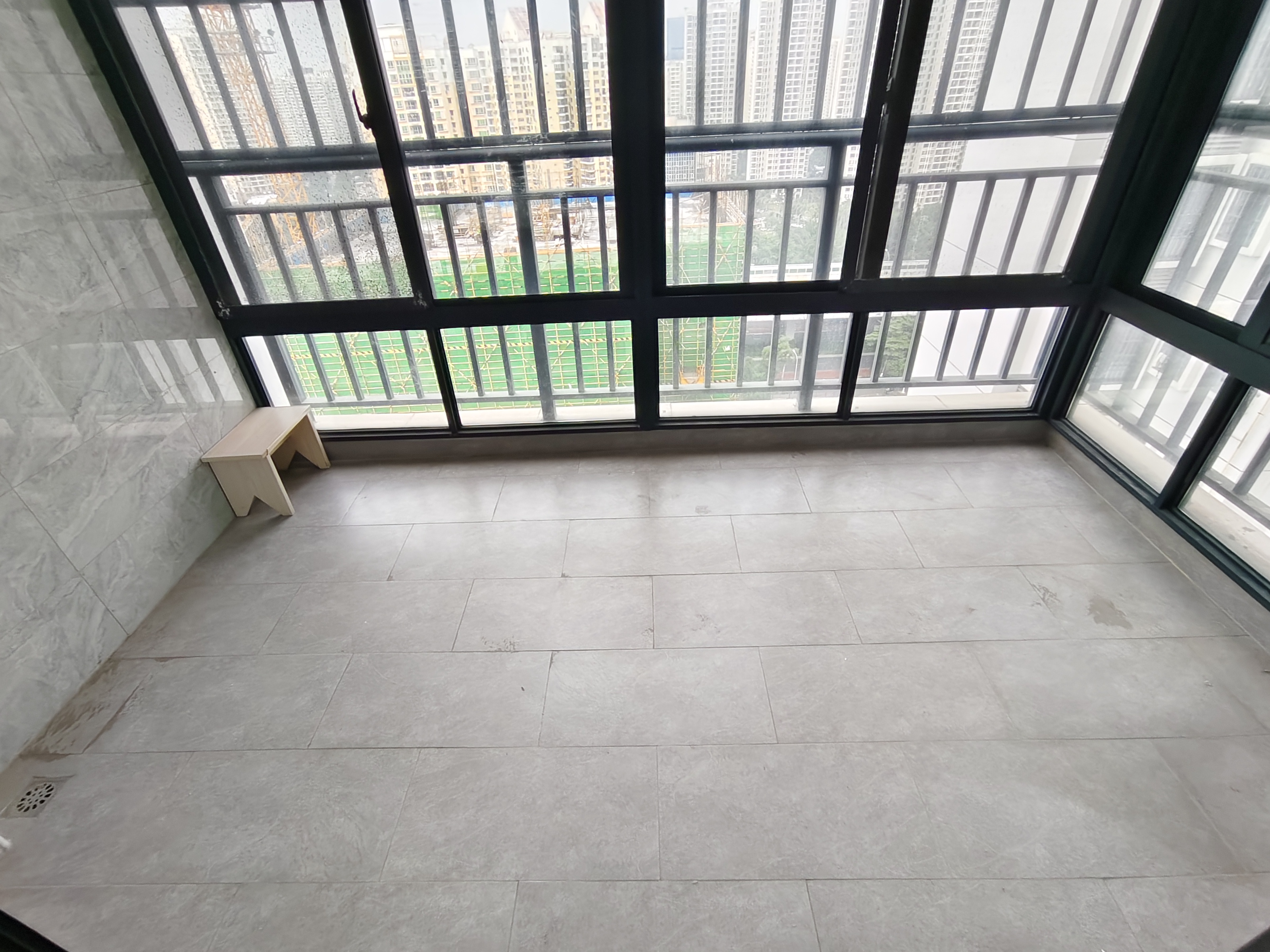 海秀天成 2室2厅1卫 2650.0元/月 海秀天成 2室2厅1卫 2650.0元/月室内图