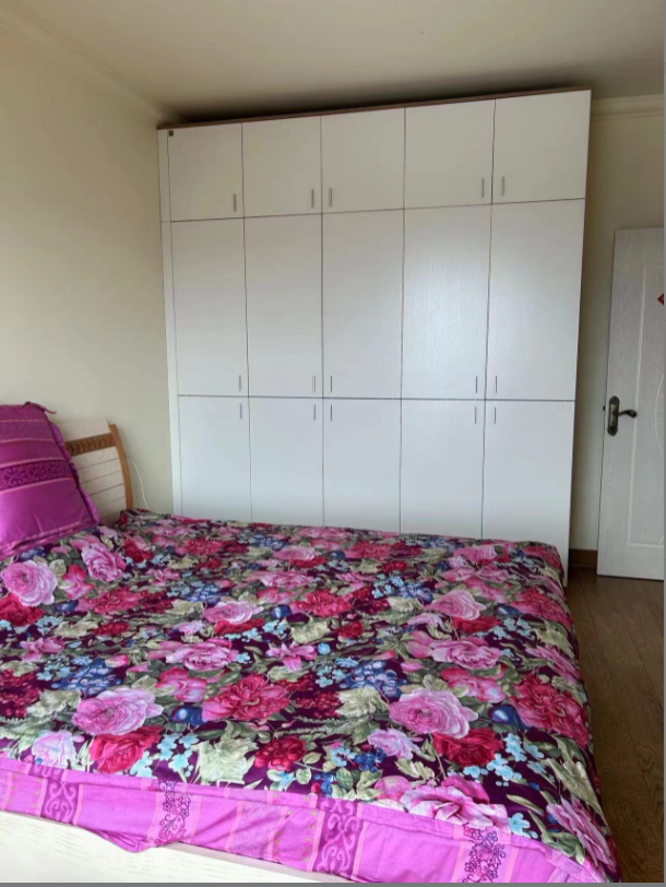 保利中央海岸一二期 3室2厅2卫 3300.0元/月 保利中央海岸一二期 3室2厅2卫 3300.0元/月室内图