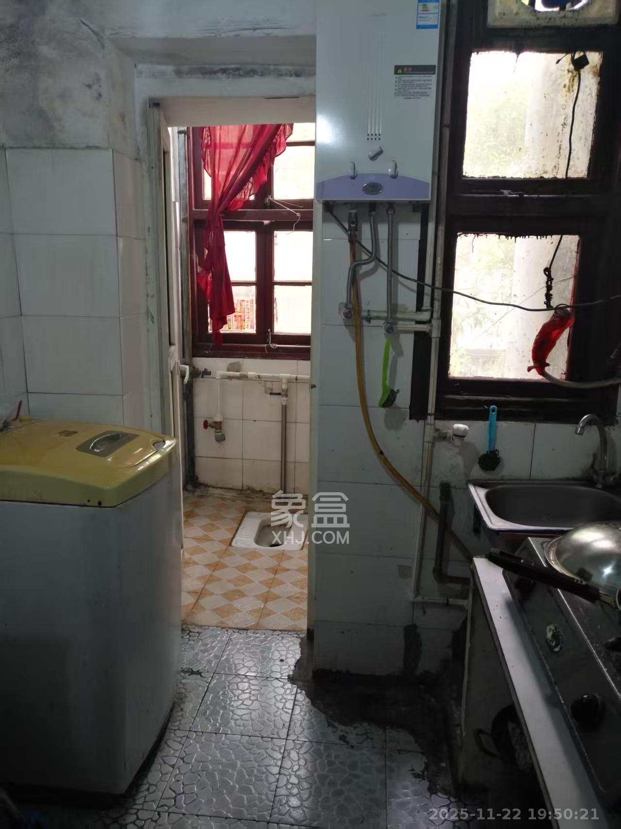 东瓜山二村  1室2厅2卫    1000.0元/月