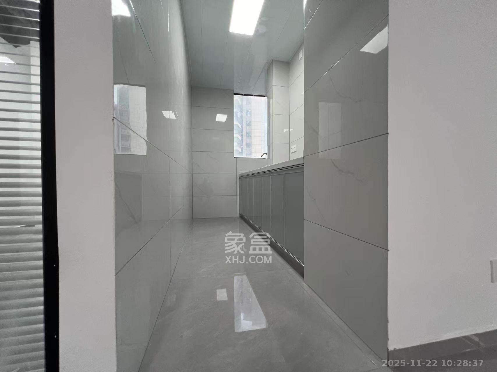 和悦城(蟠龙景苑)  1室1厅1卫    5600.0元/月室内图