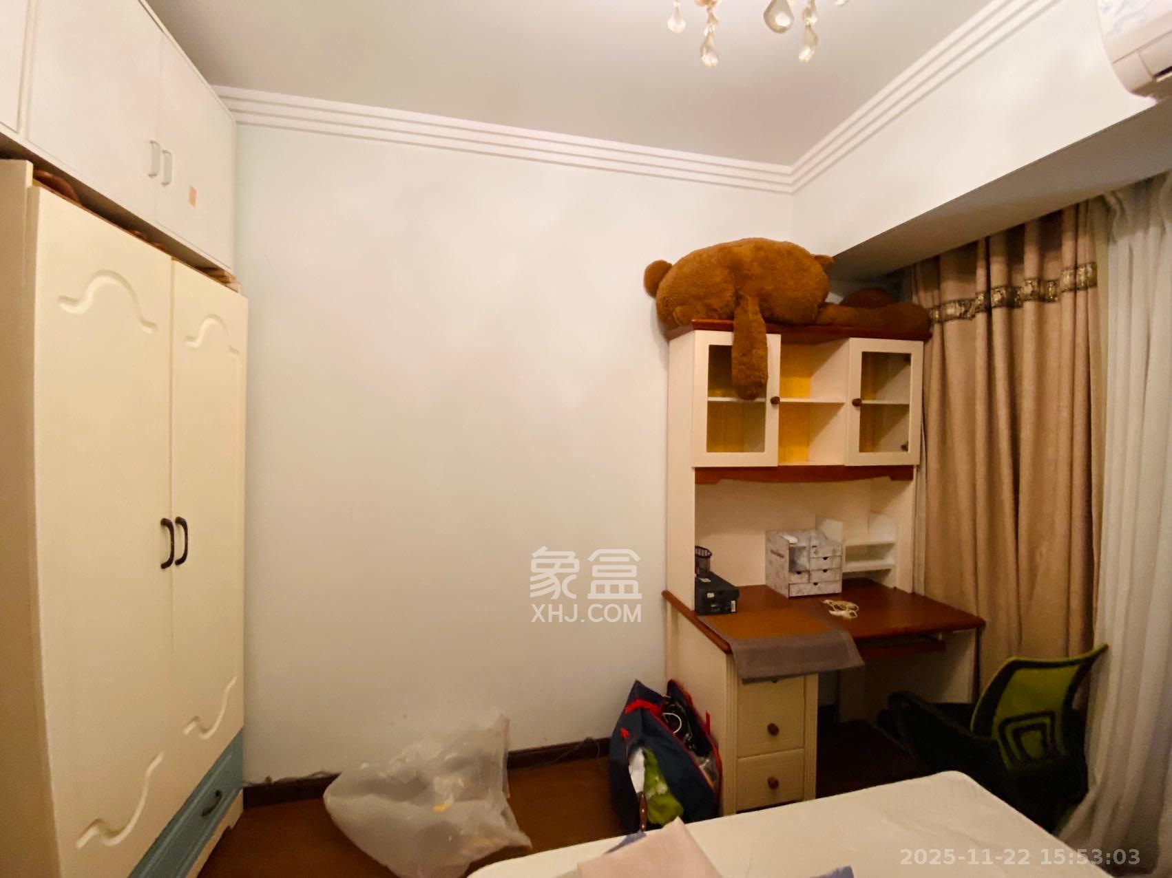 西子一间 1室1厅1卫 1500.0元/月 西子一间 1室1厅1卫 1500.0元/月室内图