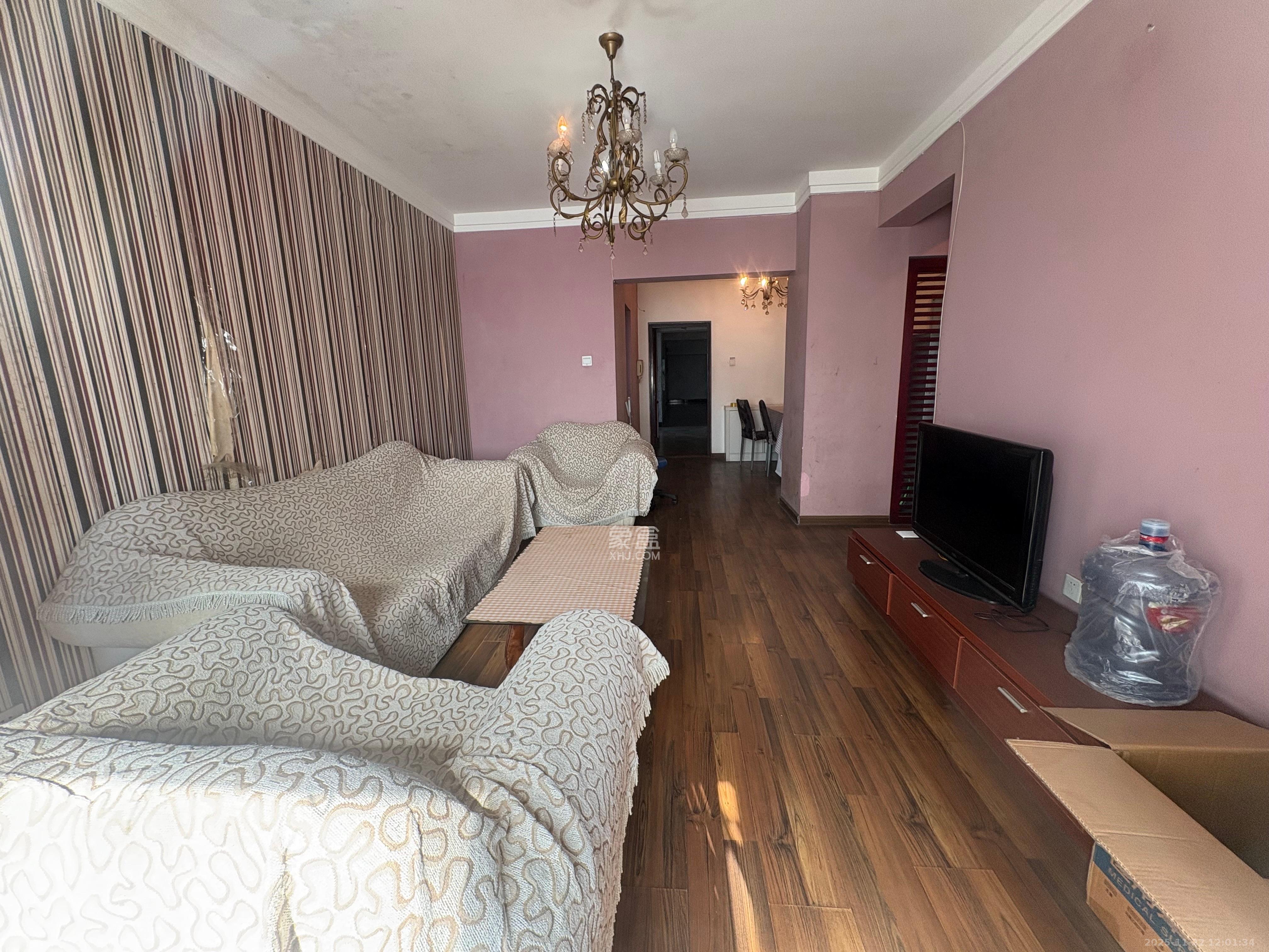 未来蜂巢  2室2厅1卫    1500.0元/月