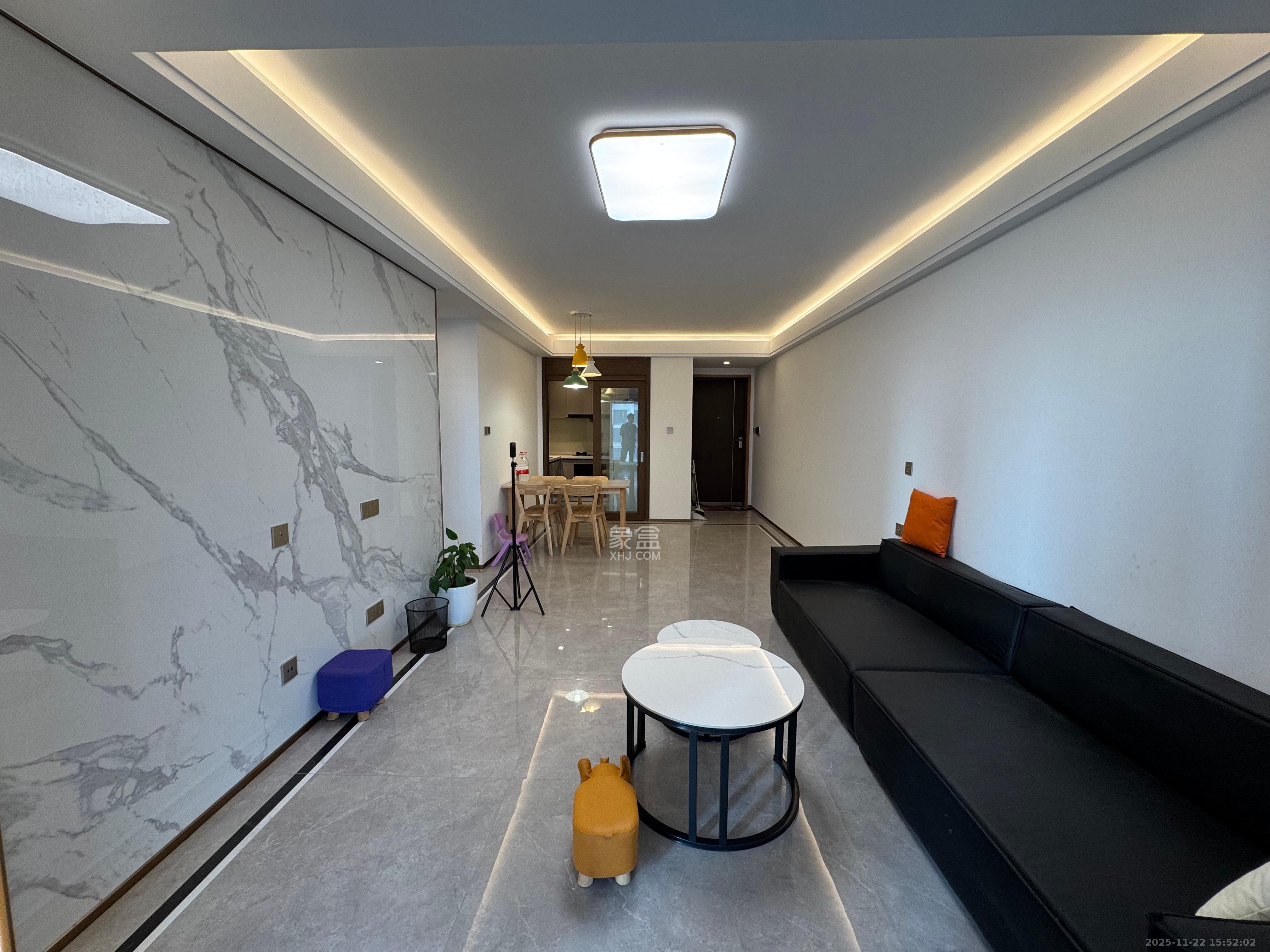 东原麓印长江B区 3室2厅2卫 3500.0元/月 东原麓印长江B区 3室2厅2卫 3500.0元/月室内图