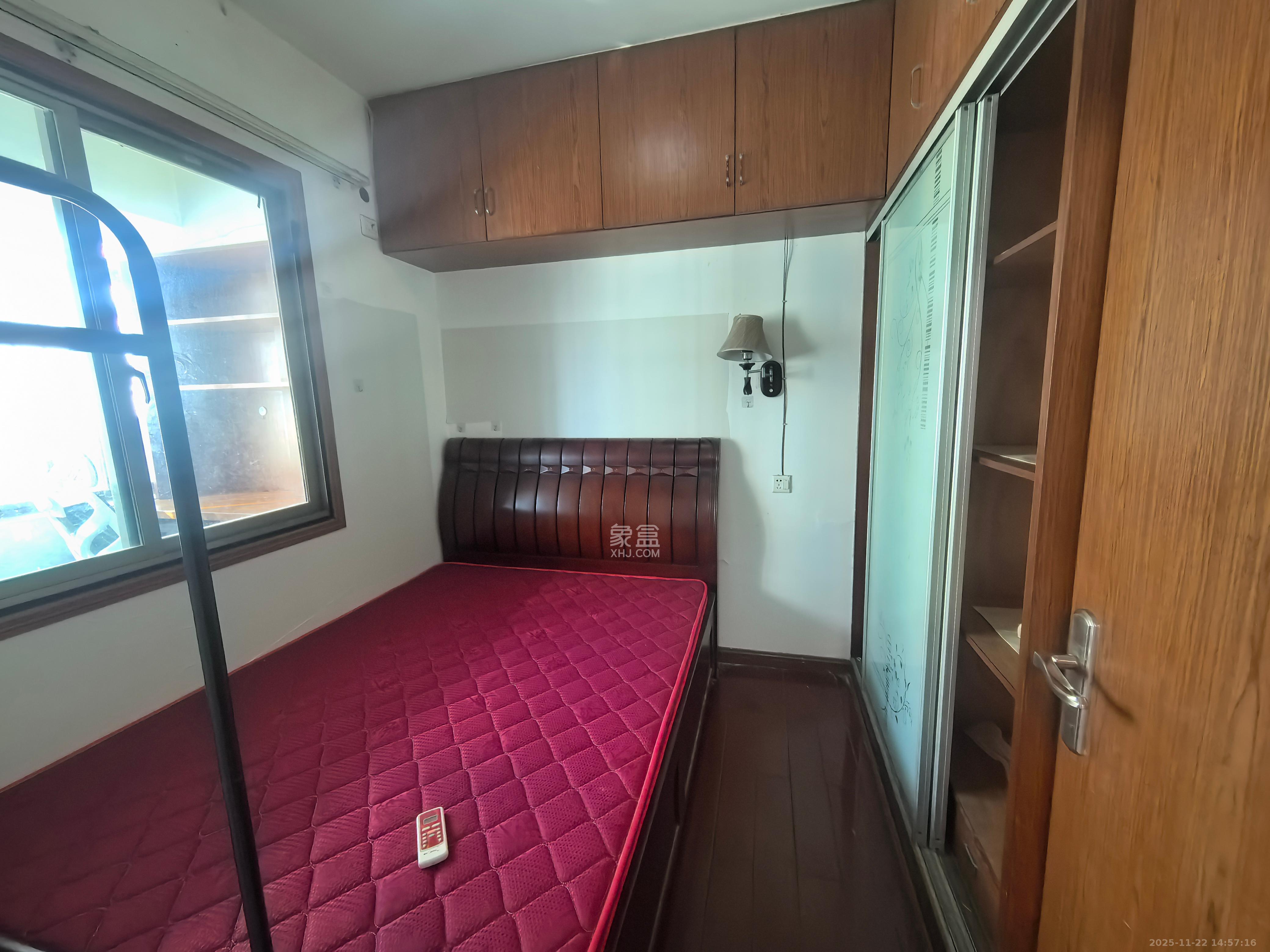 香颂国际 1室1厅1卫 1200.0元/月 香颂国际 1室1厅1卫 1200.0元/月室内图