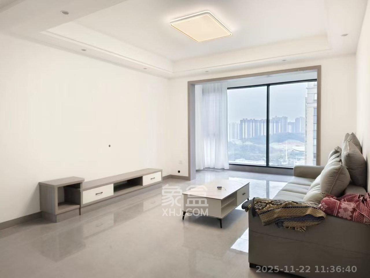 恒大御景天下城二期 3室2厅2卫 2400.0元/月 恒大御景天下城二期 3室2厅2卫 2400.0元/月室内图