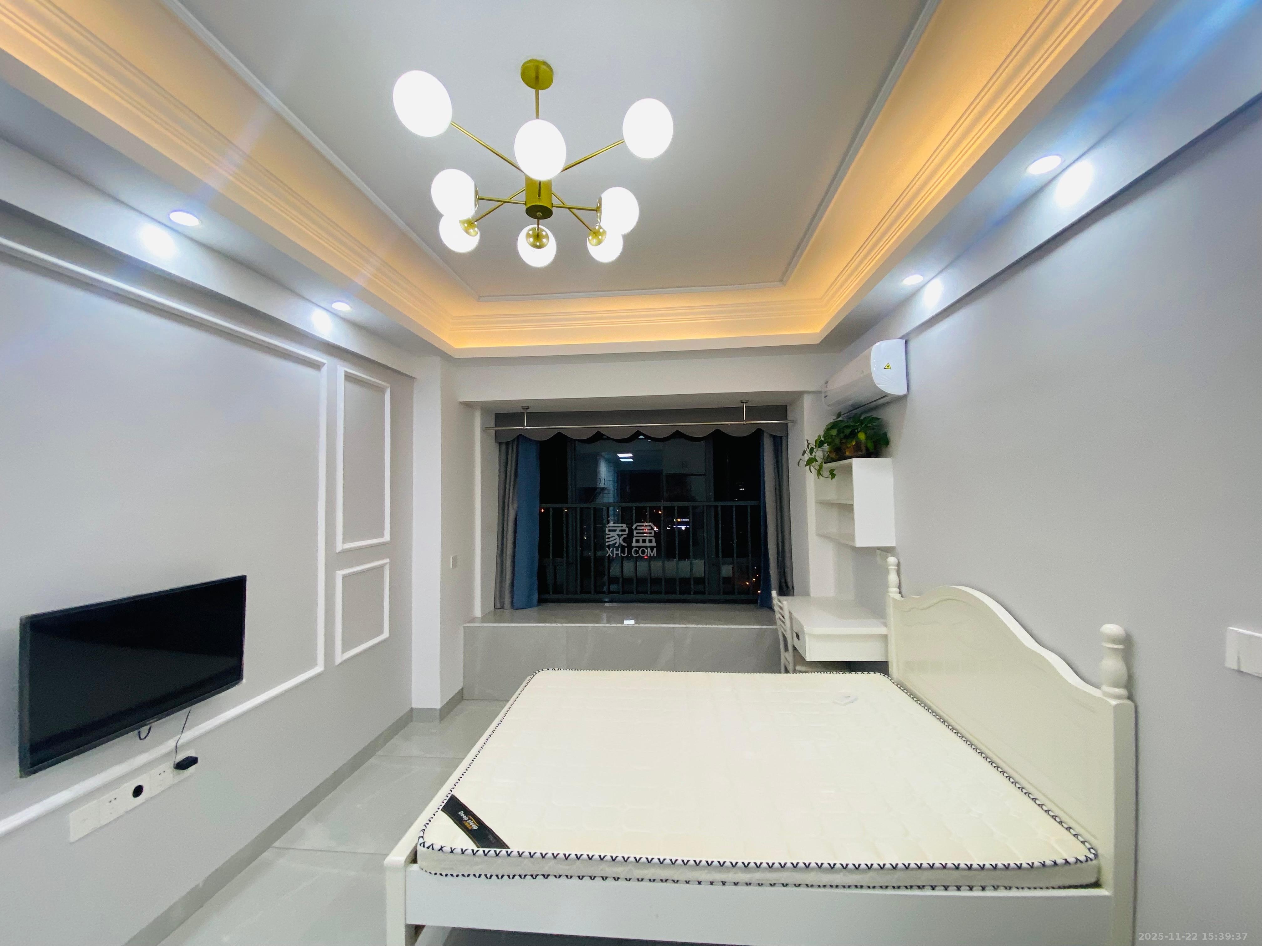 龙湖湘江星座（祺鑫星座公寓）  1室0厅0卫    1500.0元/月室内图