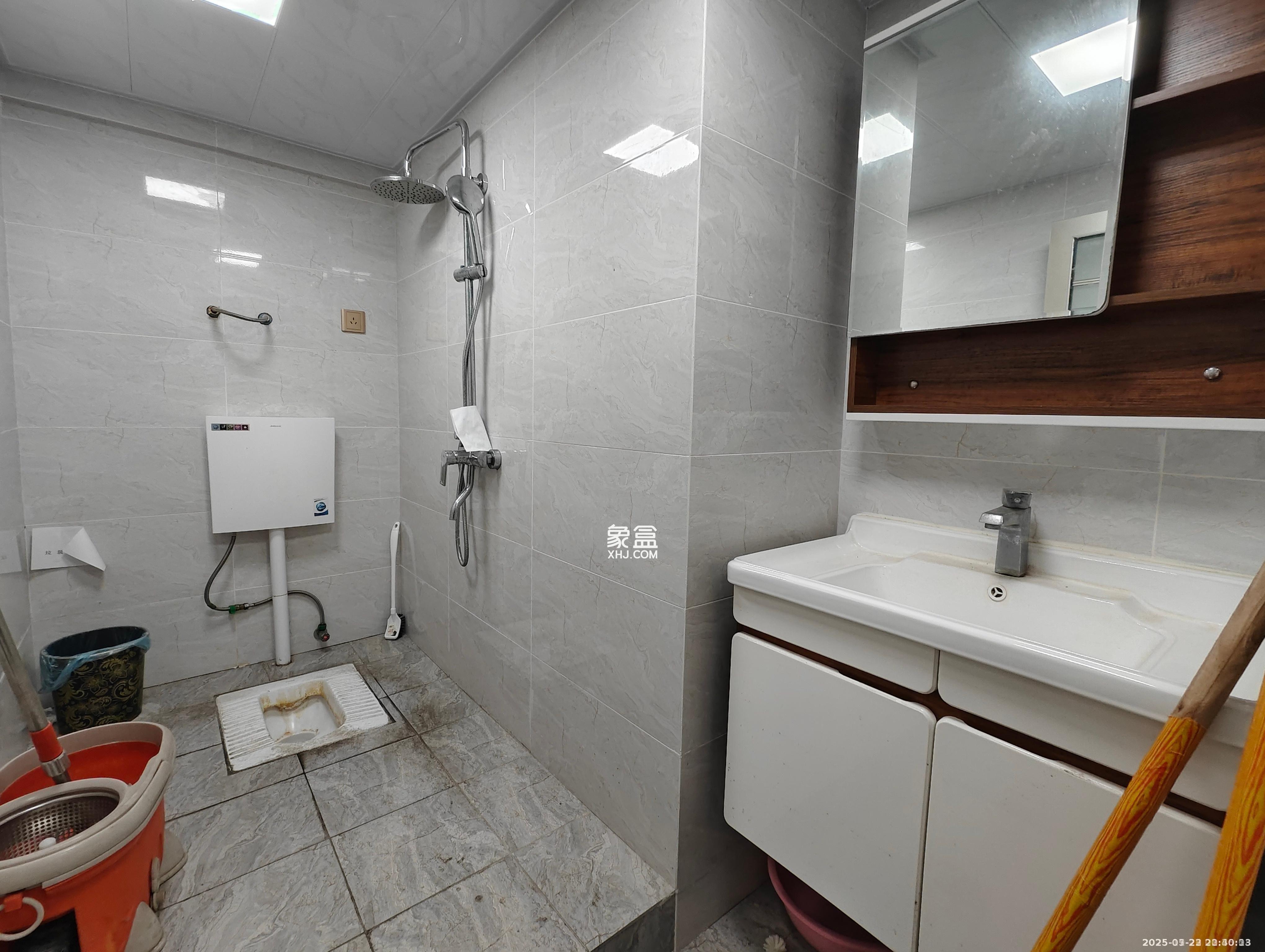 湘域中央 5室1厅1卫 4800.0元/月 湘域中央 5室1厅1卫 4800.0元/月室内图