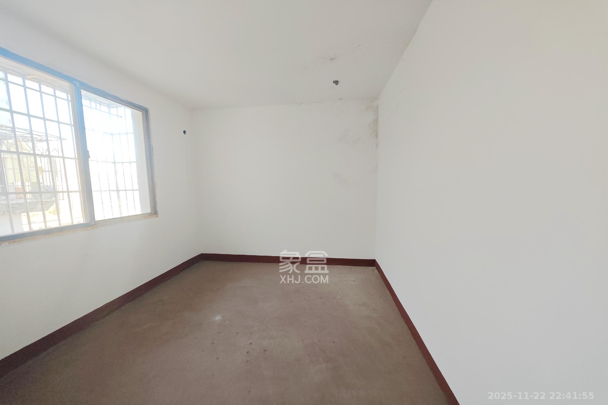 上民航宿舍  2室1厅1卫    41.5万卧室