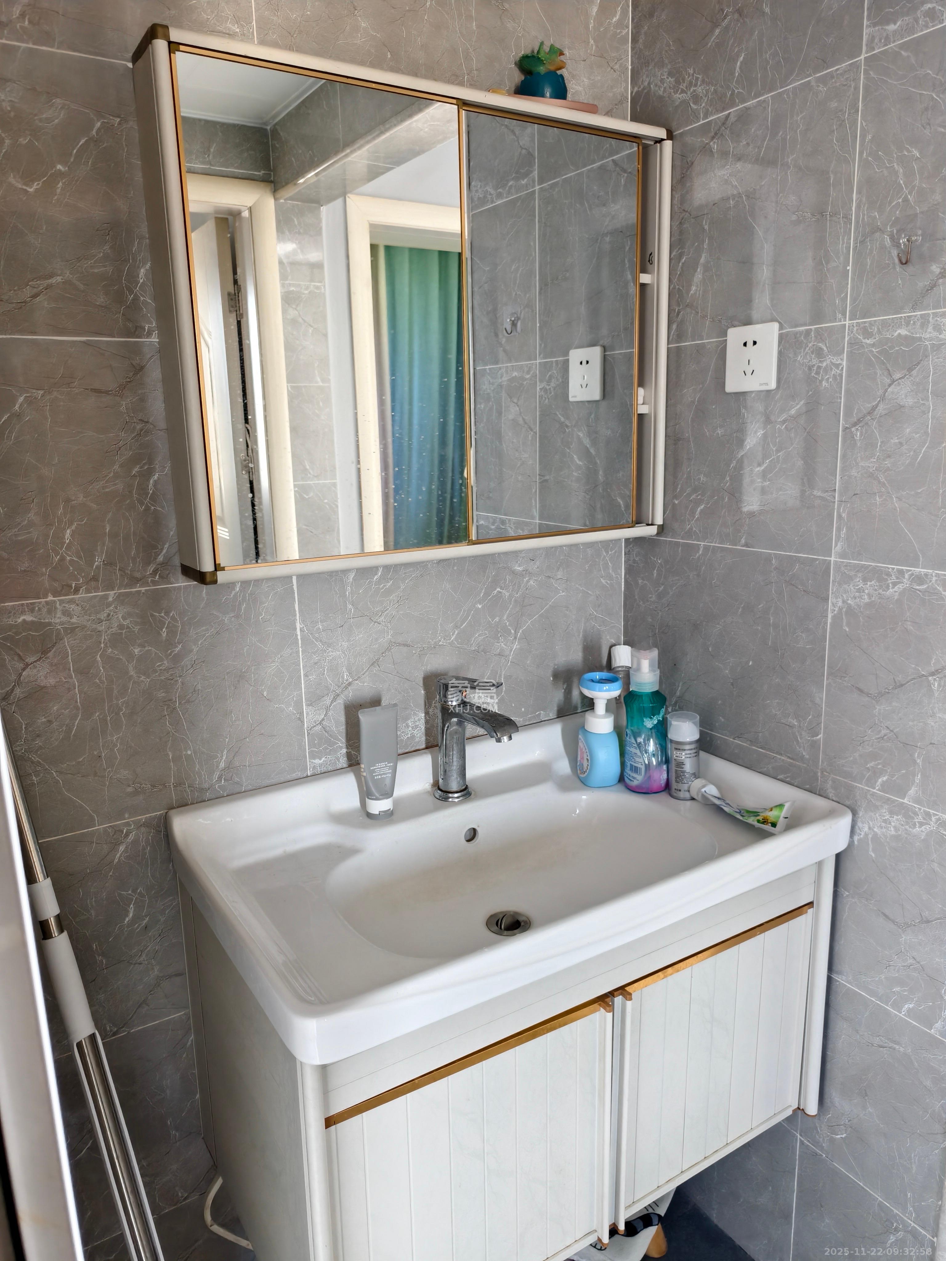 金科世界城 3室1厅1卫 1900.0元/月 金科世界城 3室1厅1卫 1900.0元/月室内图