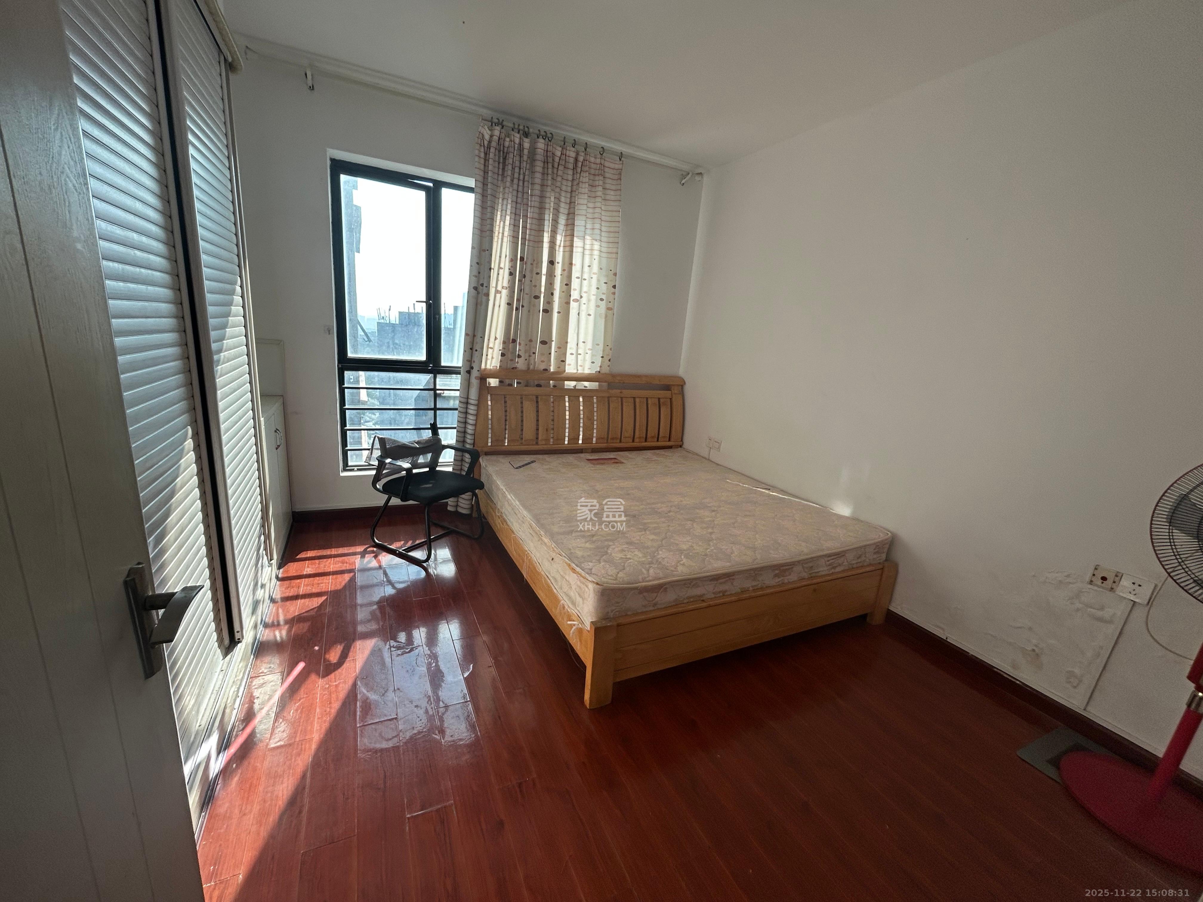 尚城 3室2厅2卫 2000.0元/月 尚城 3室2厅2卫 2000.0元/月室内图