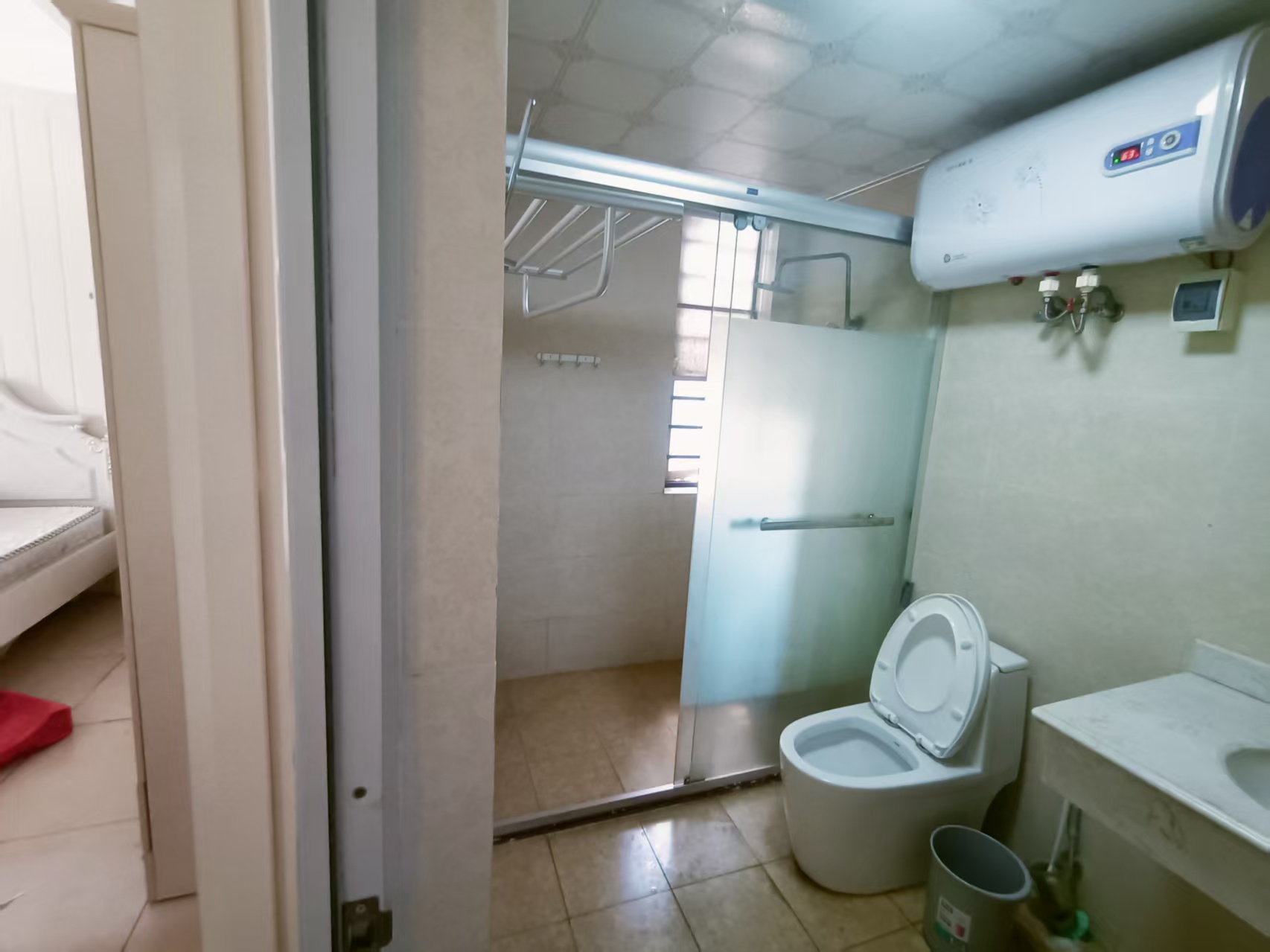 和信广场  2室1厅1卫    3000.0元/月室内图