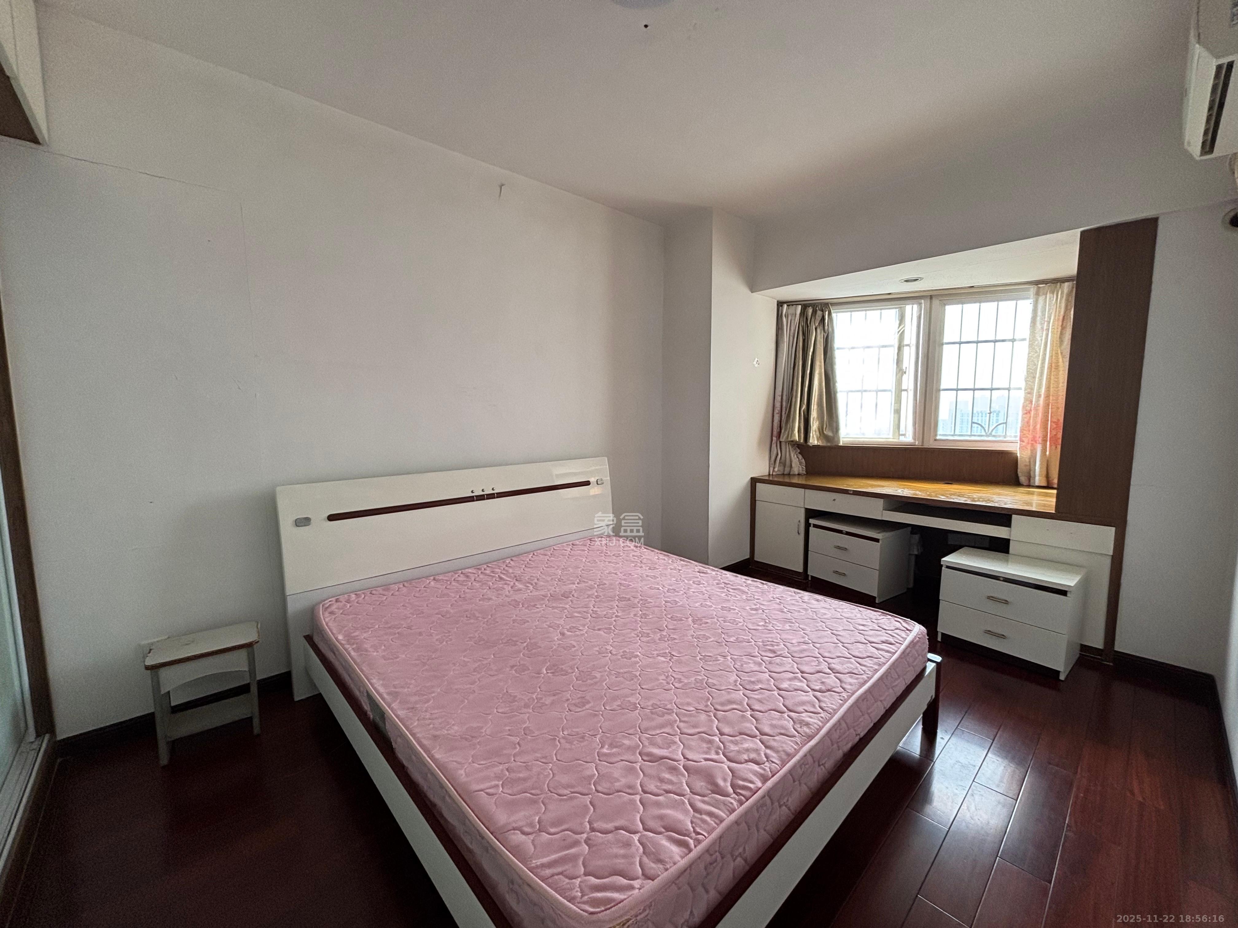 未来现代城 2室1厅1卫 1800.0元/月 未来现代城 2室1厅1卫 1800.0元/月室内图