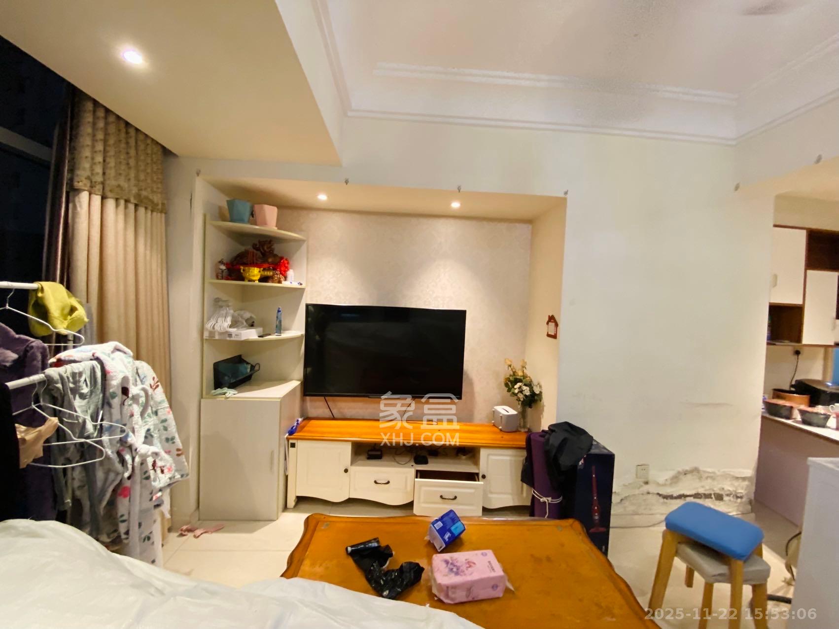 西子一间 1室1厅1卫 1500.0元/月 西子一间 1室1厅1卫 1500.0元/月室内图