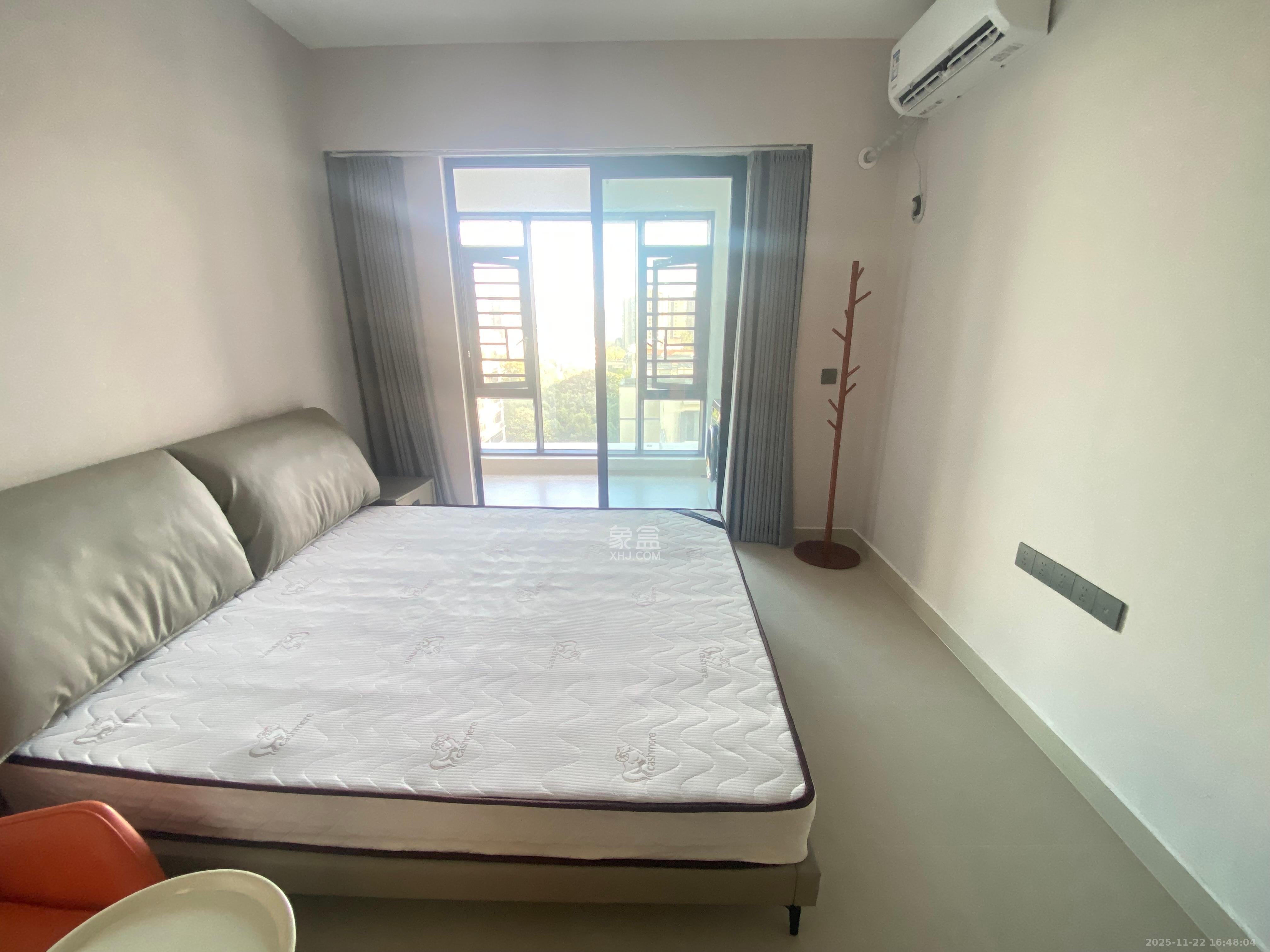 金地峯范  1室0厅0卫    2000.0元/月室内图