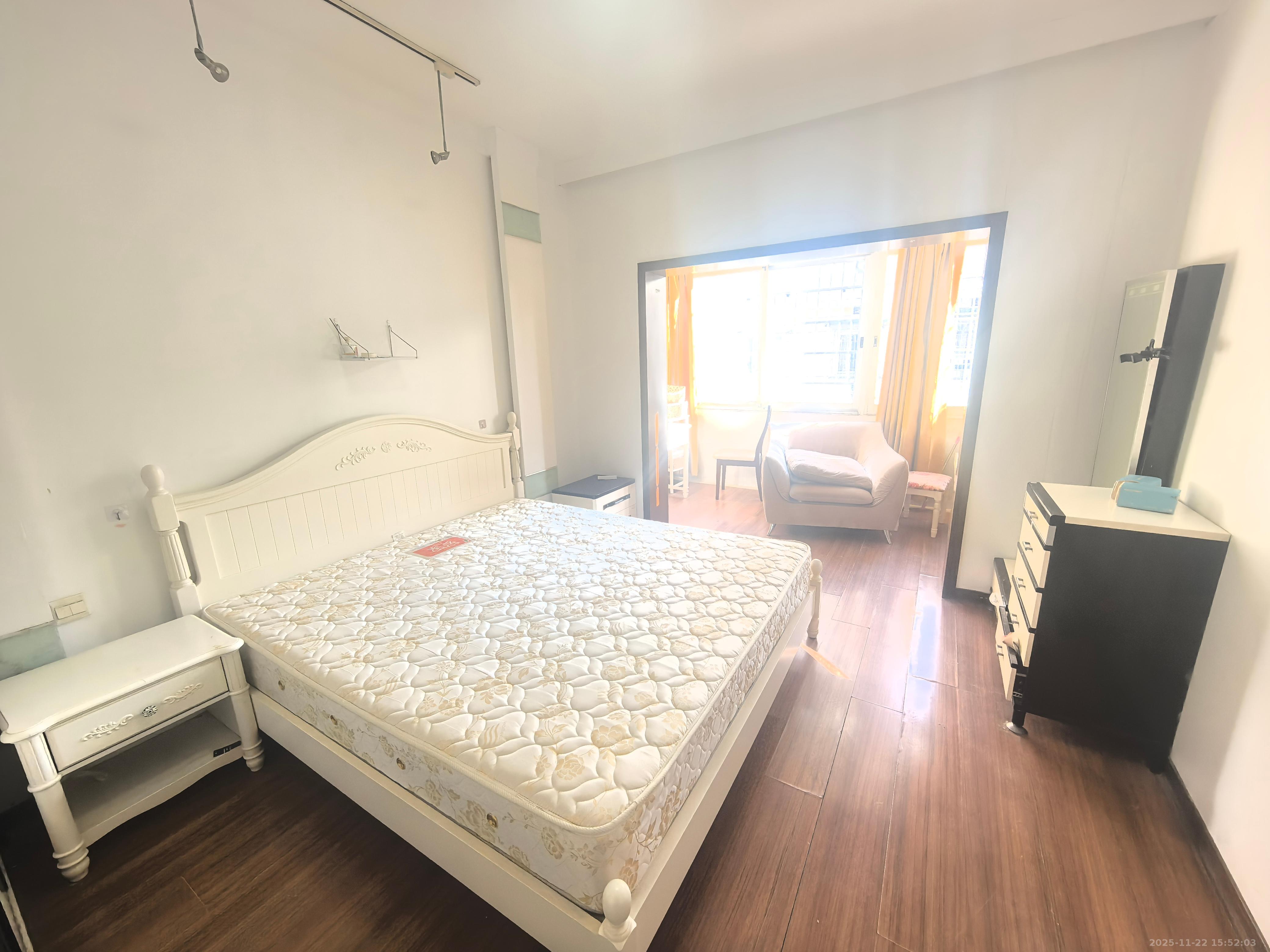 杏林小区 3室2厅1卫 2000.0元/月 杏林小区 3室2厅1卫 2000.0元/月室内图