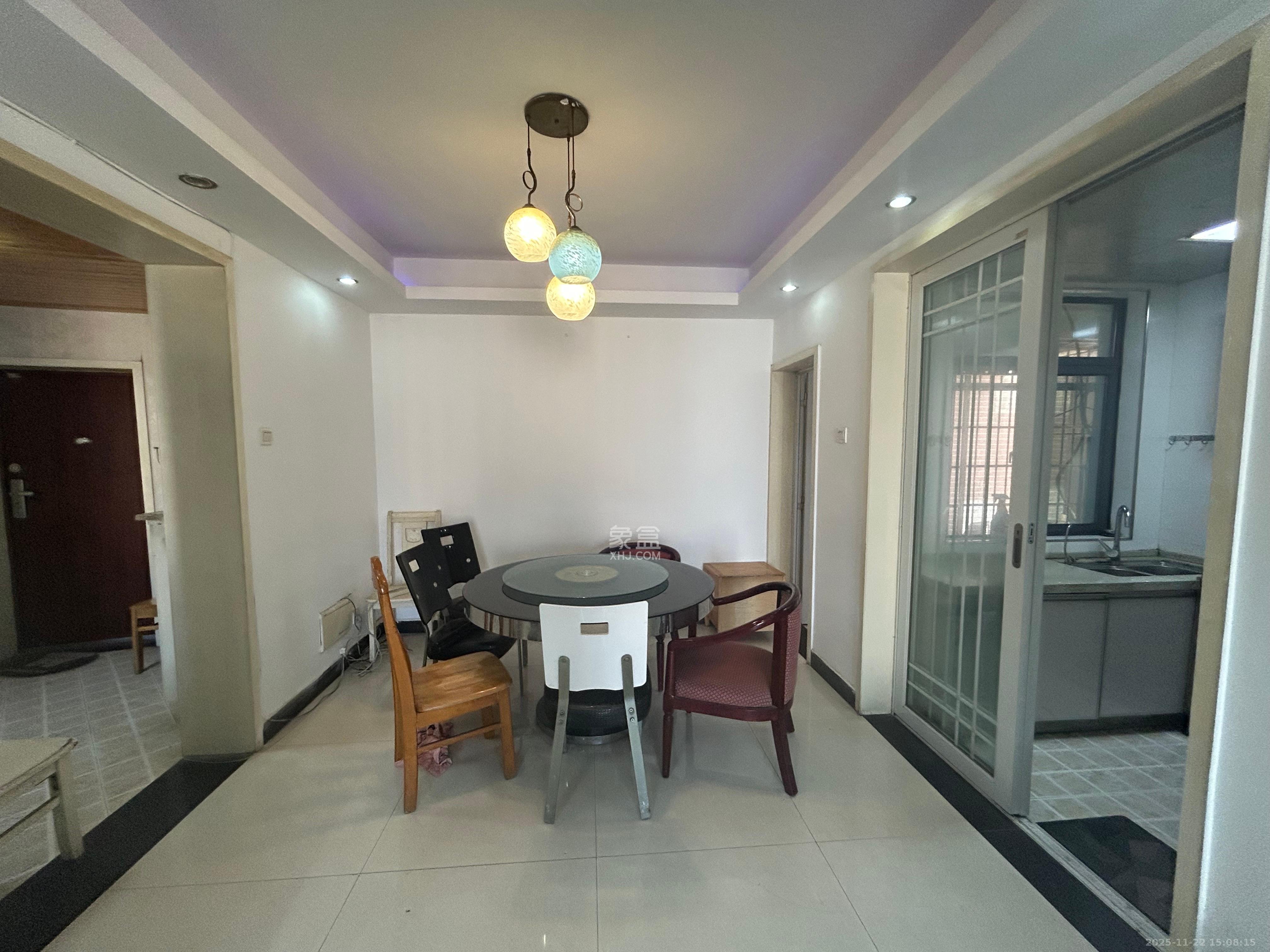 尚城 3室2厅2卫 2000.0元/月 尚城 3室2厅2卫 2000.0元/月室内图