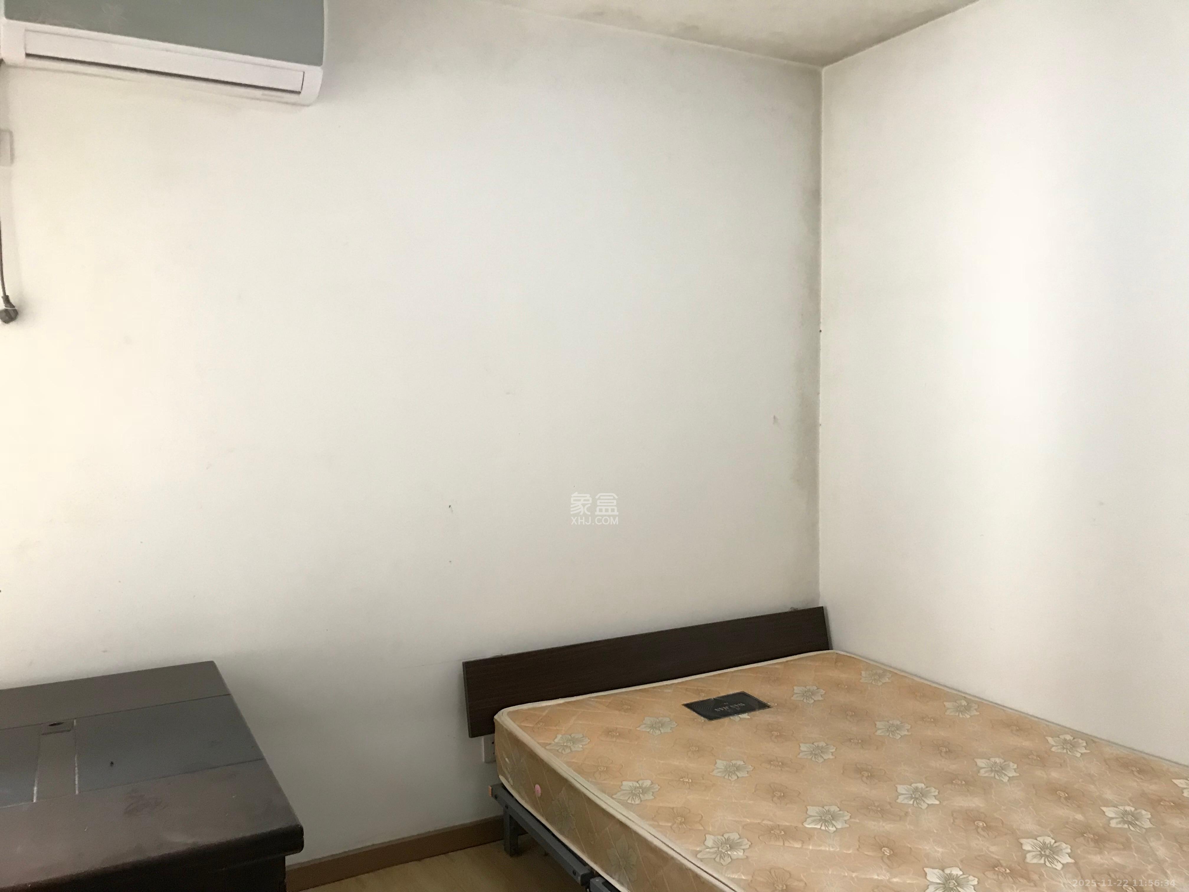 保利麓谷林语D区 1室2厅1卫 2200.0元/月 保利麓谷林语D区 1室2厅1卫 2200.0元/月室内图