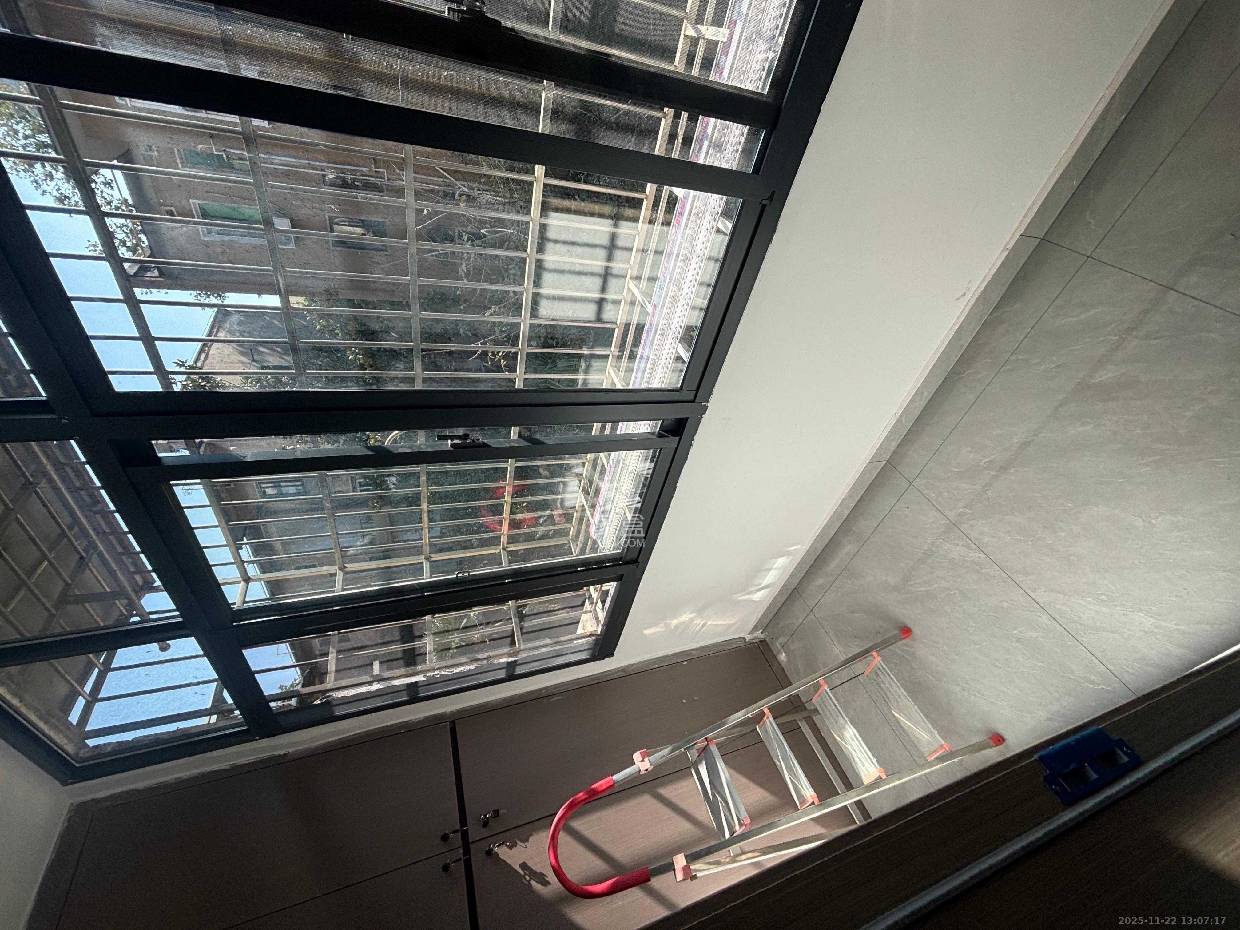 湖湘肿瘤医院宿舍  4室2厅1卫    3200.0元/月室内图