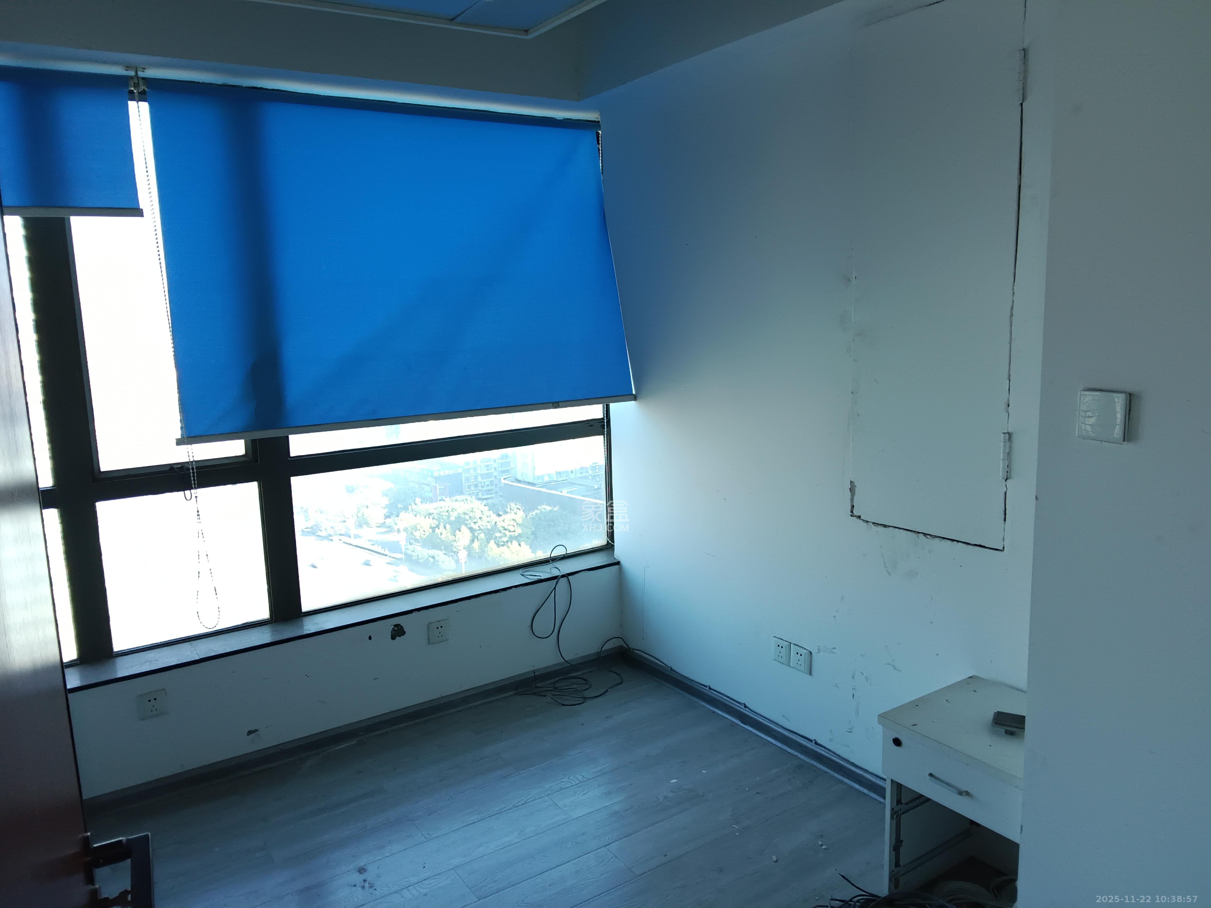 BOBO天下城（CTA财富中心）   300.0㎡      10000.0元/月室内图