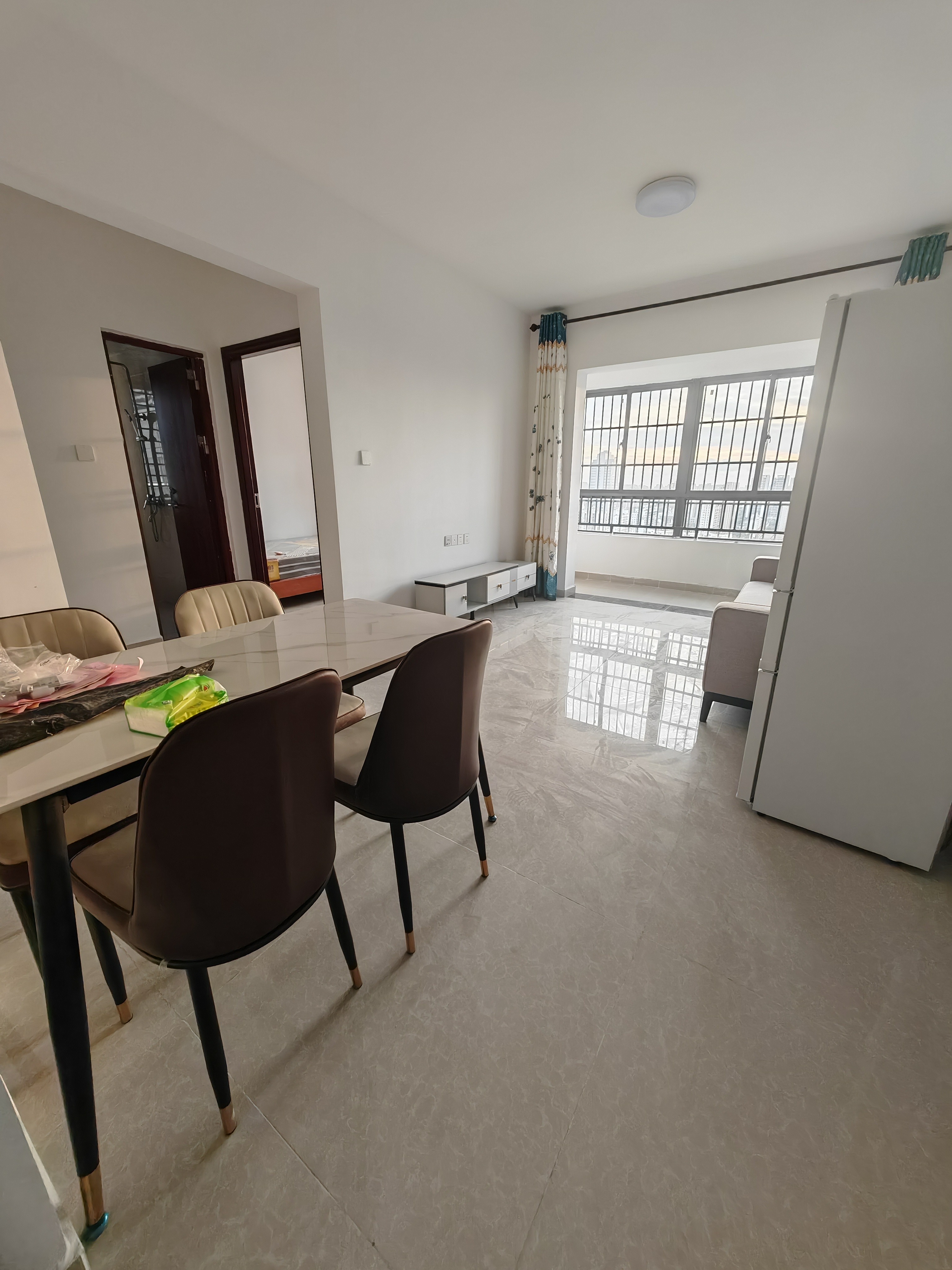 坡巷雅苑 2室2厅1卫 2500.0元/月 坡巷雅苑 2室2厅1卫 2500.0元/月室内图