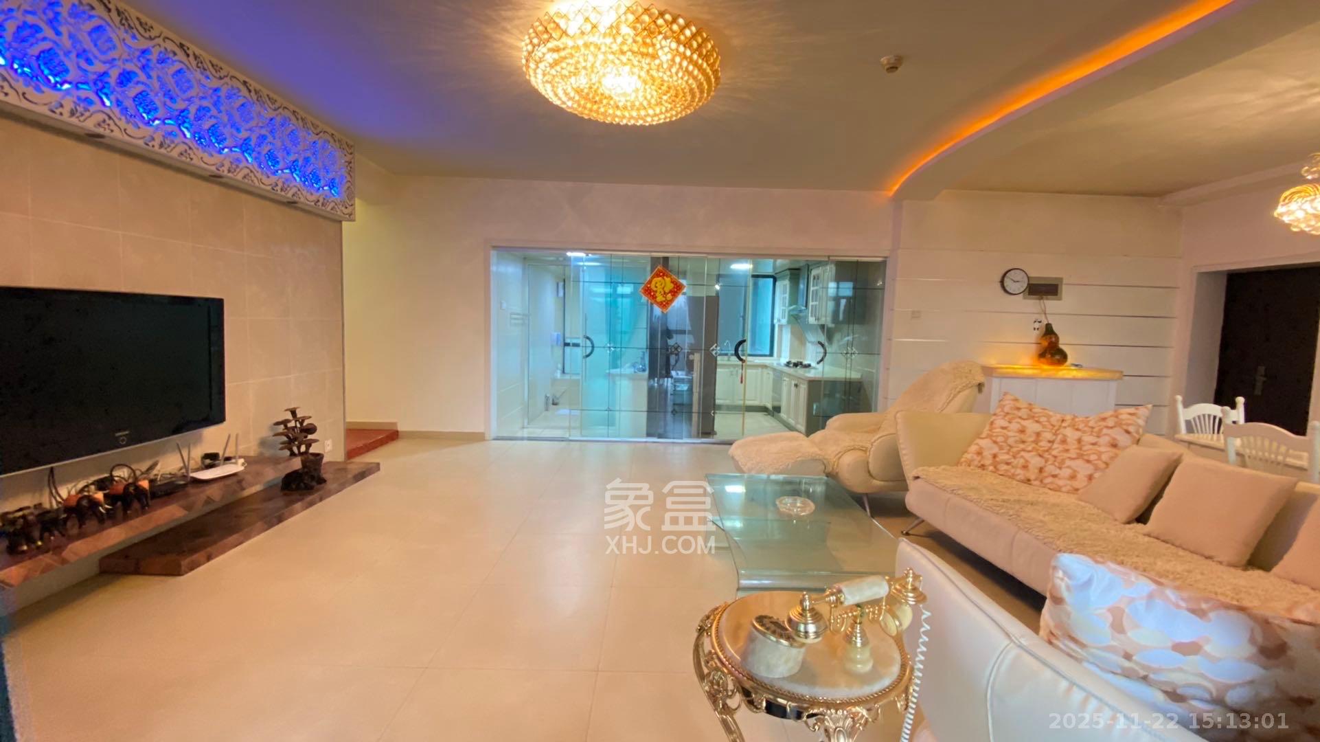 华盛新外滩  4室2厅1卫    4800.0元/月室内图