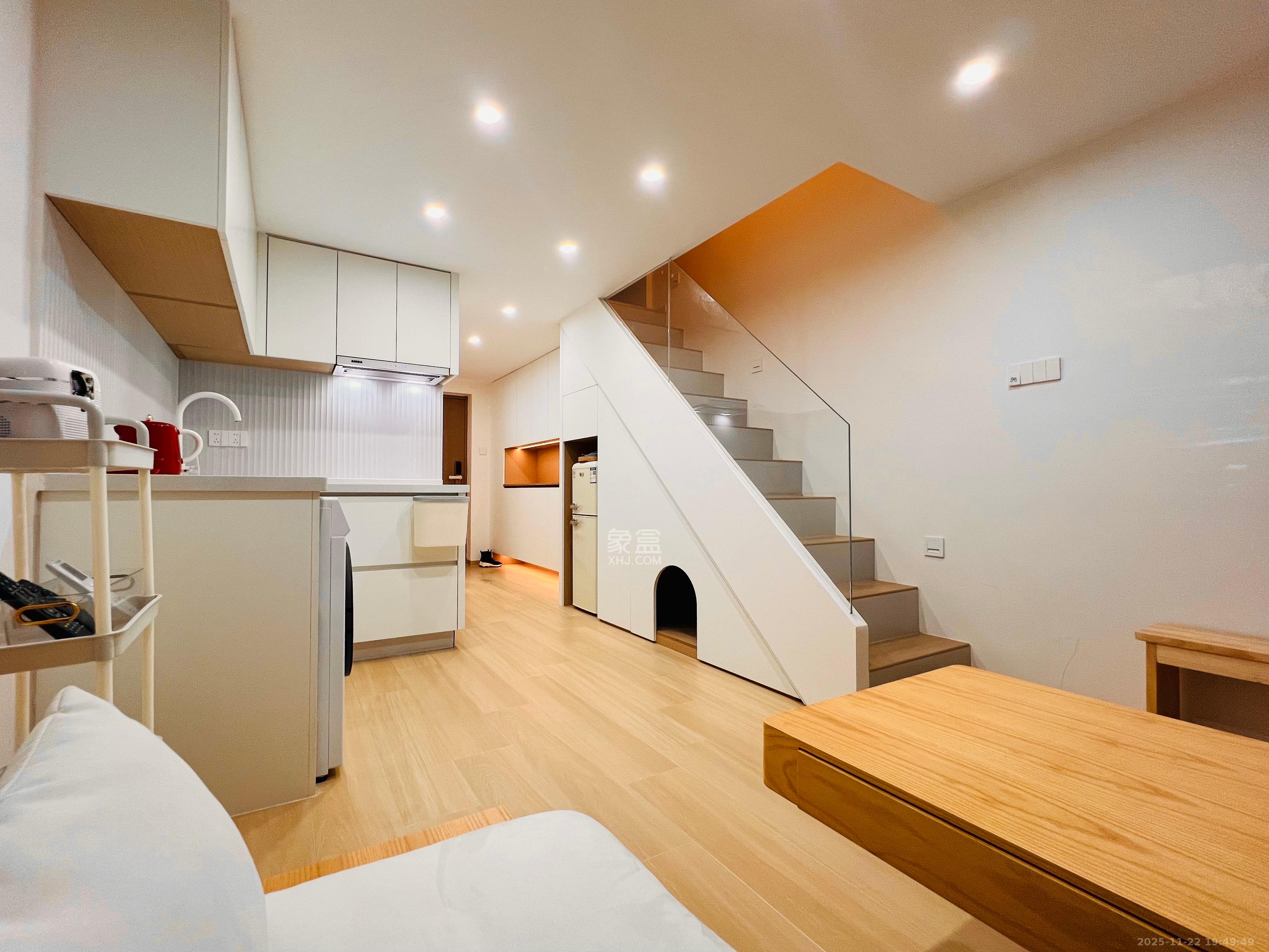 卓越江岸 1室0厅0卫 3100.0元/月 卓越江岸 1室0厅0卫 3100.0元/月室内图