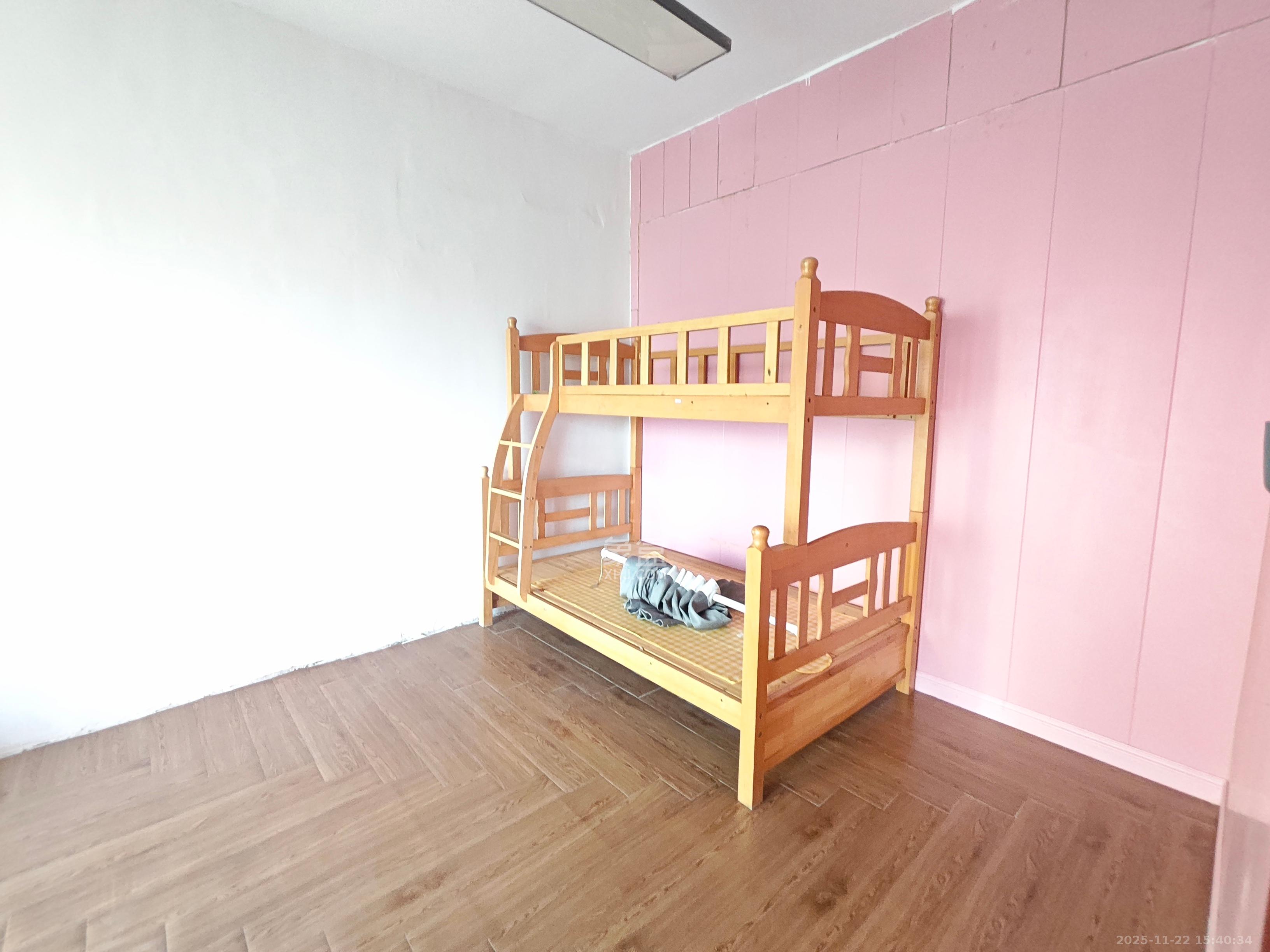 未来城科学家园  1室1厅1卫    4000.0元/月室内图