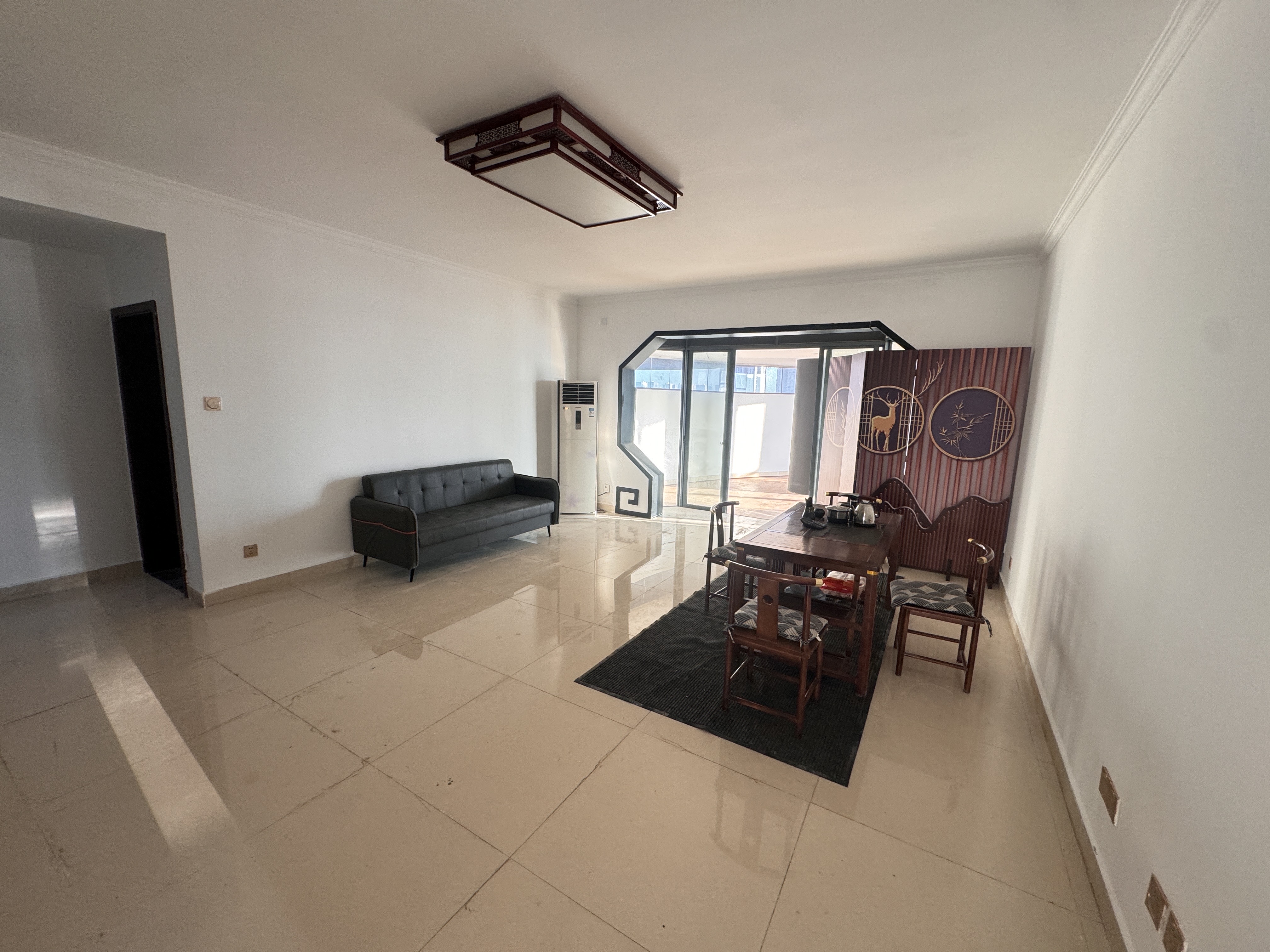 湘江世纪城富湾国际  5室2厅2卫    10000.0元/月户型图