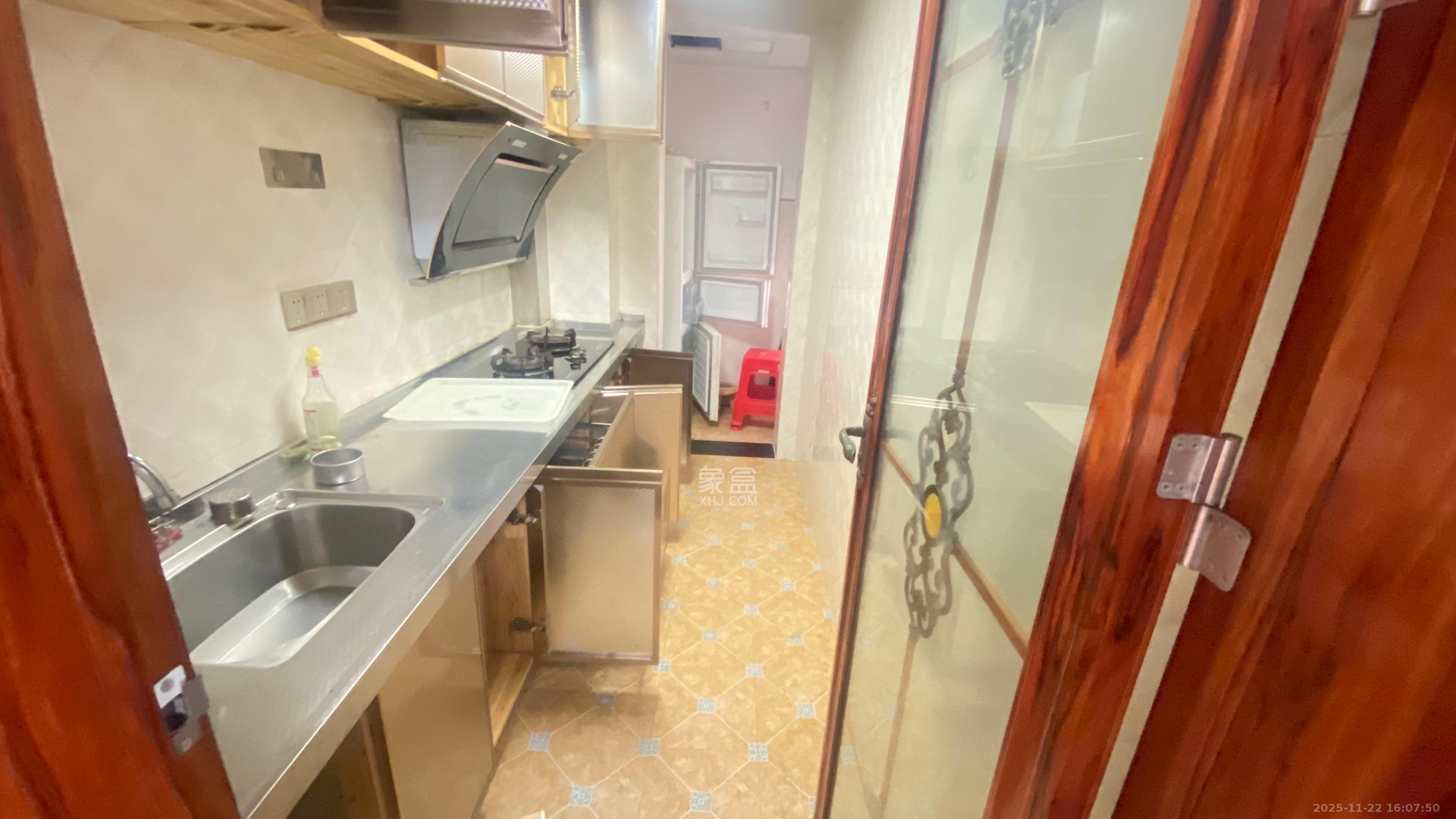 山语城三期  2室2厅1卫    1500.0元/月室内图