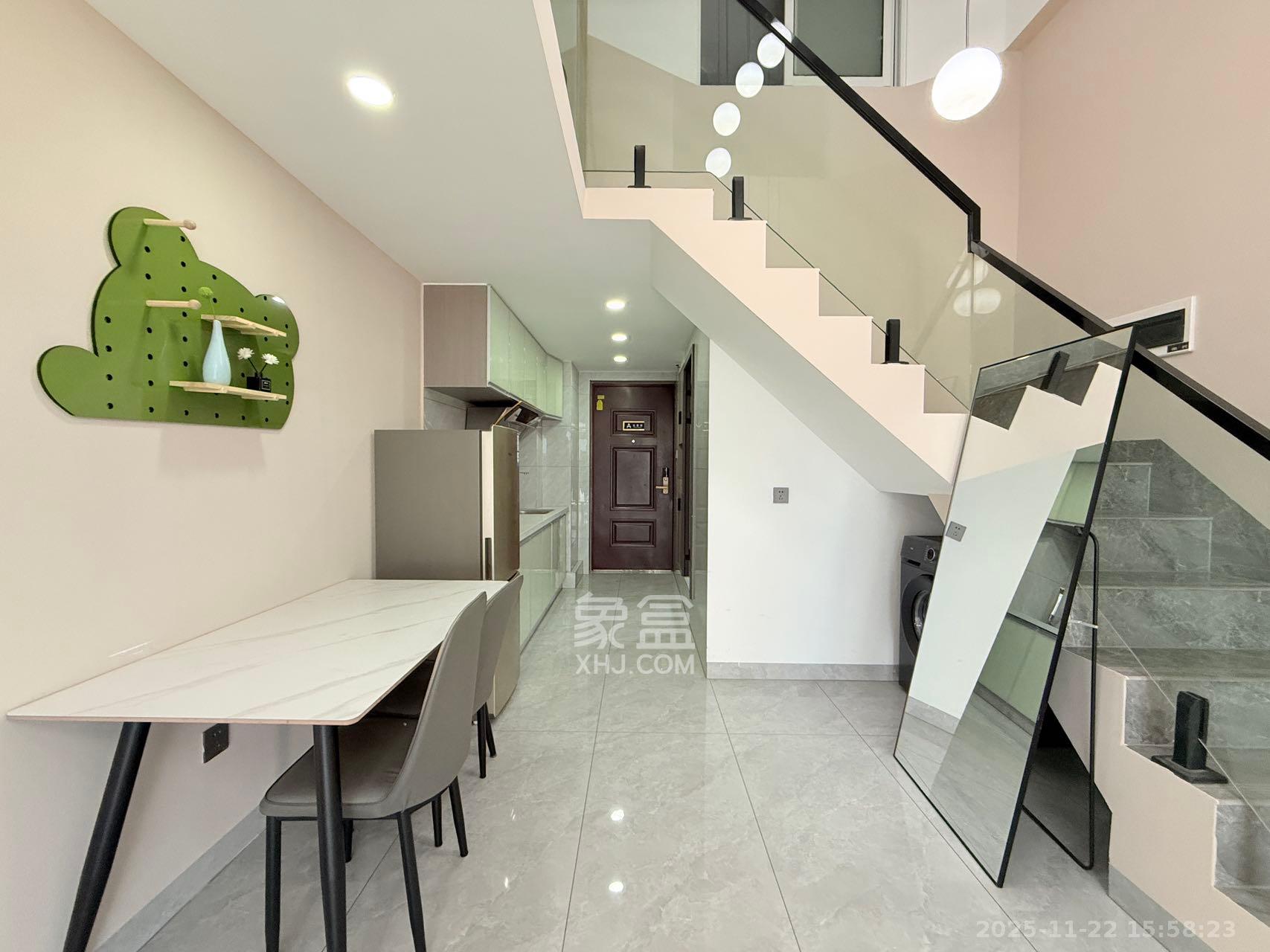 启迪协信中心 1室1厅1卫 2500.0元/月 启迪协信中心 1室1厅1卫 2500.0元/月室内图