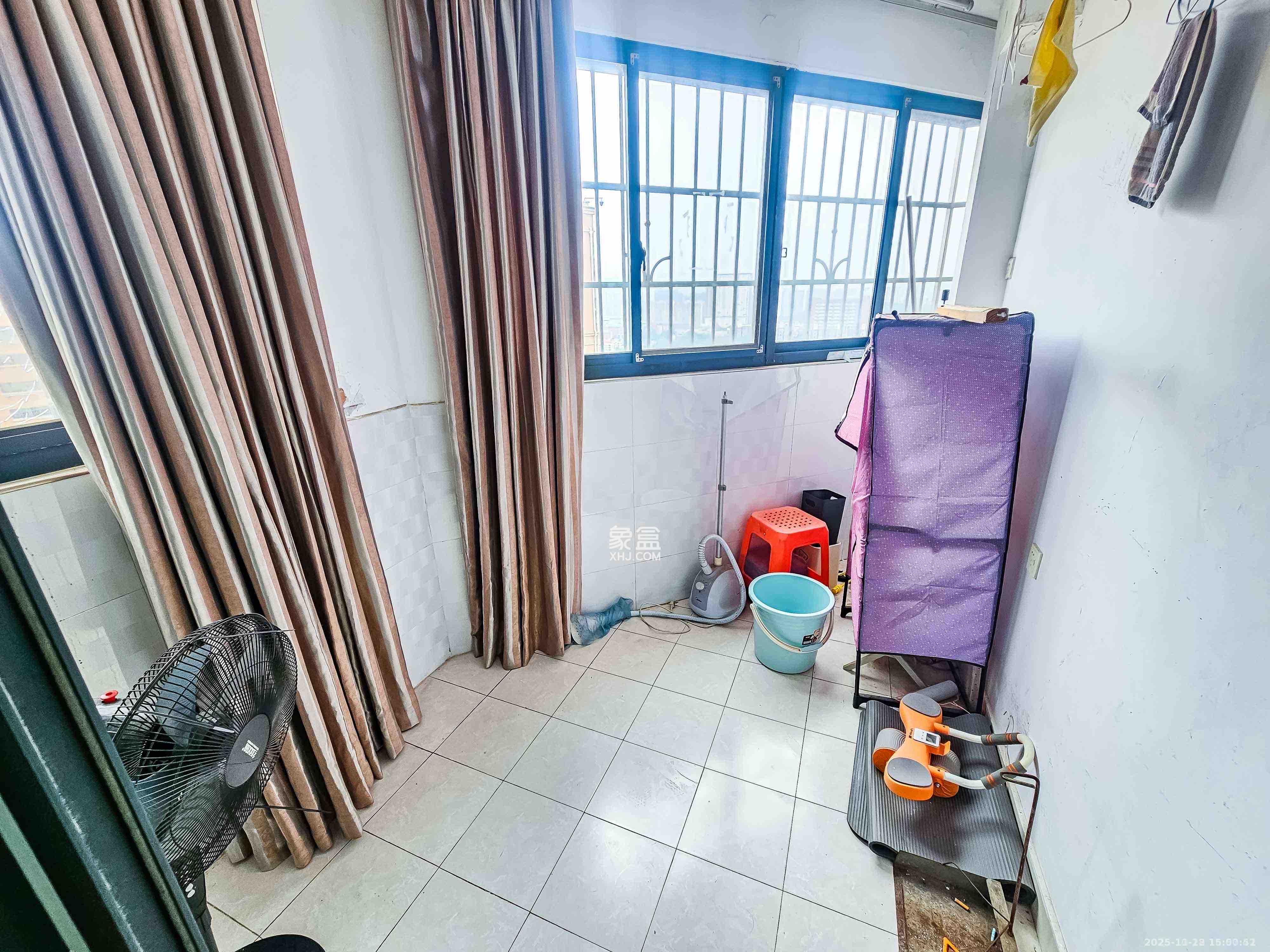 诚兴园 2室2厅1卫 2000.0元/月 诚兴园 2室2厅1卫 2000.0元/月室内图