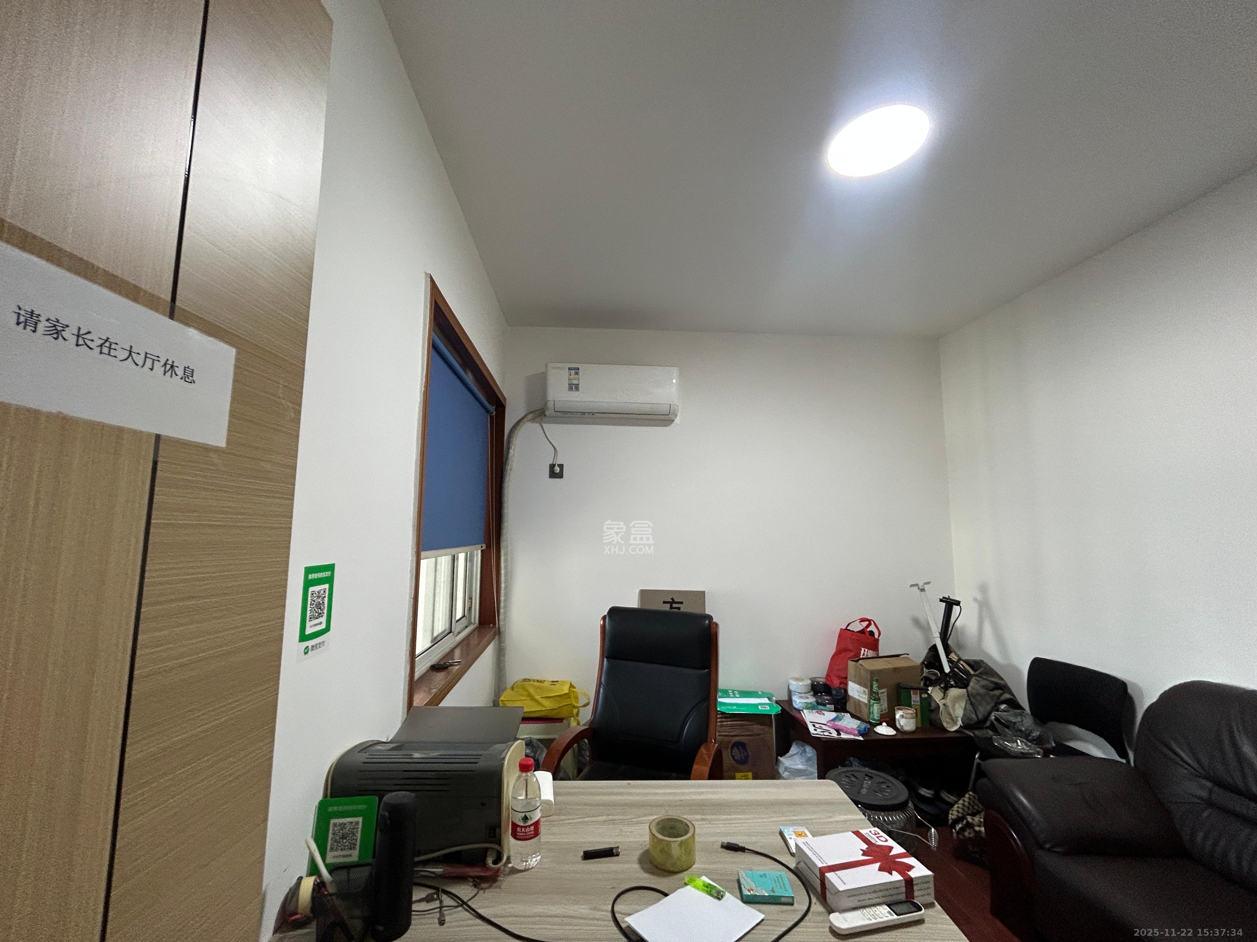 佳天国际新城 3室2厅2卫 4500.0元/月 佳天国际新城 3室2厅2卫 4500.0元/月室内图