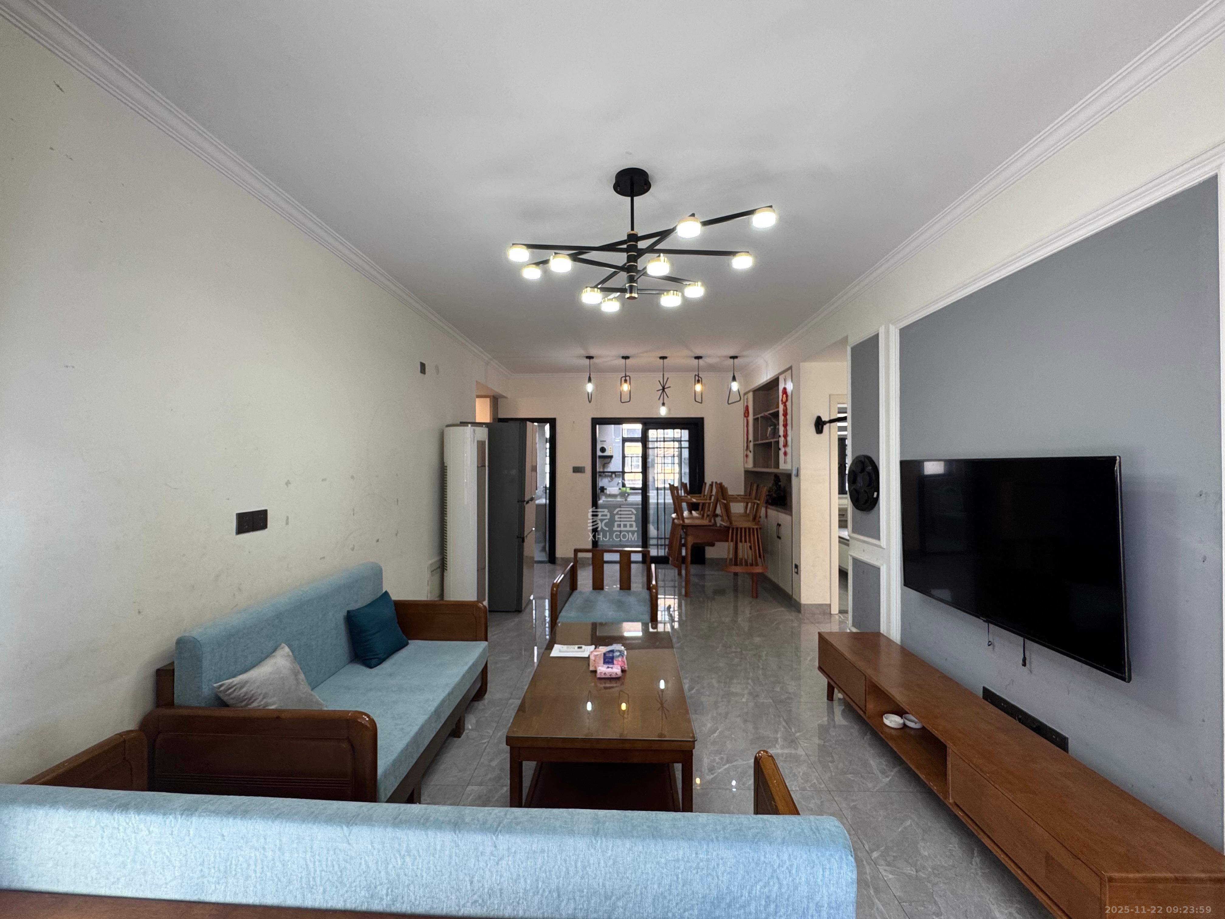 嘉雨兴园 2室1厅1卫 2800.0元/月 嘉雨兴园 2室1厅1卫 2800.0元/月室内图