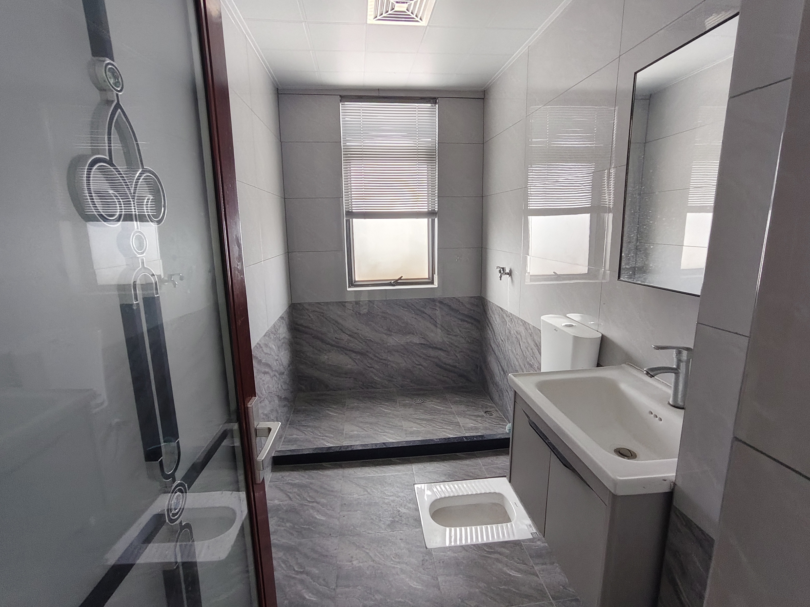 汇水湾 4室2厅2卫 3500.0元/月 汇水湾 4室2厅2卫 3500.0元/月室内图