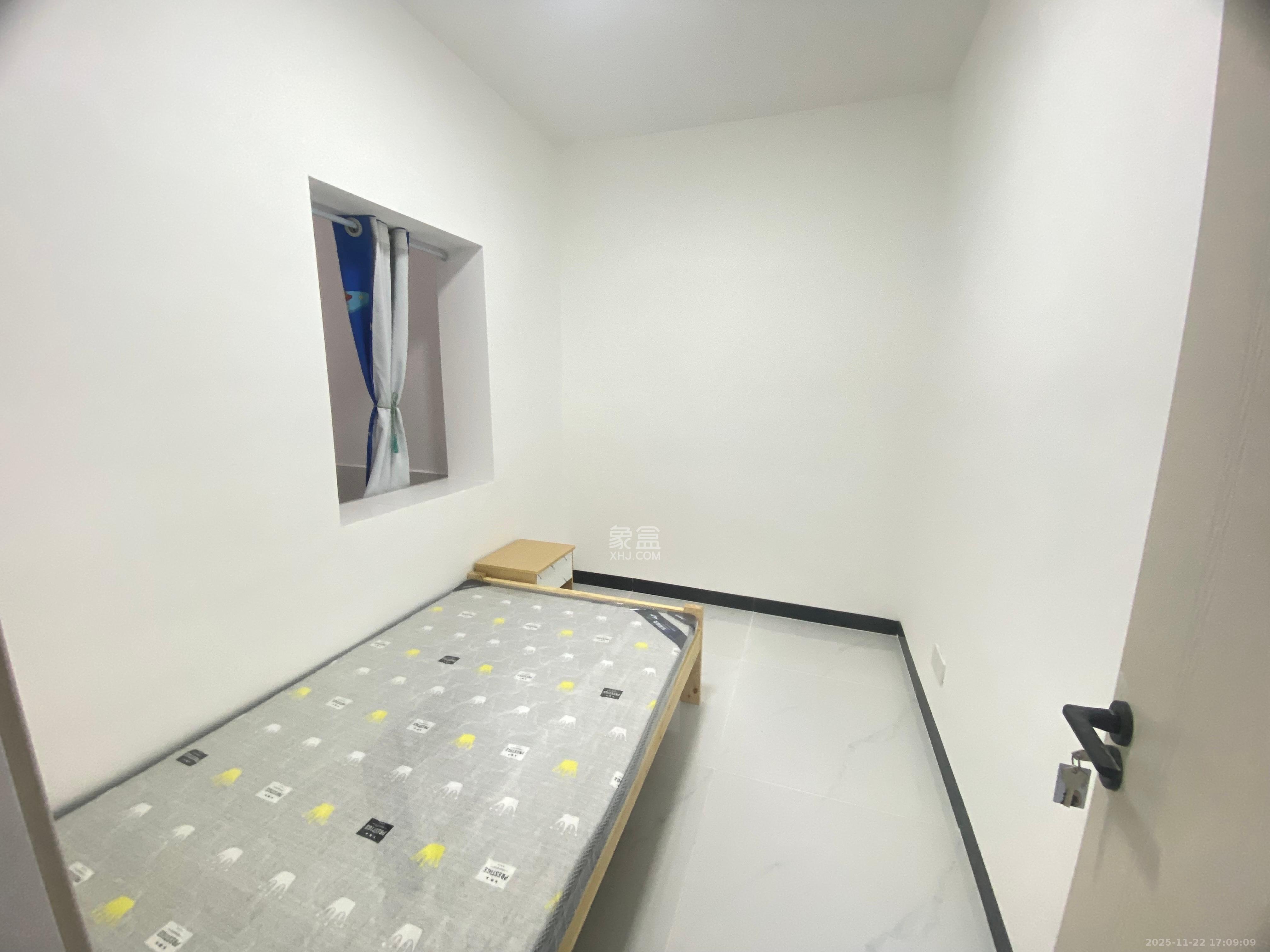 红旗区二片小区建安宿舍 1室1厅1卫 1500.0元/月 红旗区二片小区建安宿舍 1室1厅1卫 1500.0元/月室内图