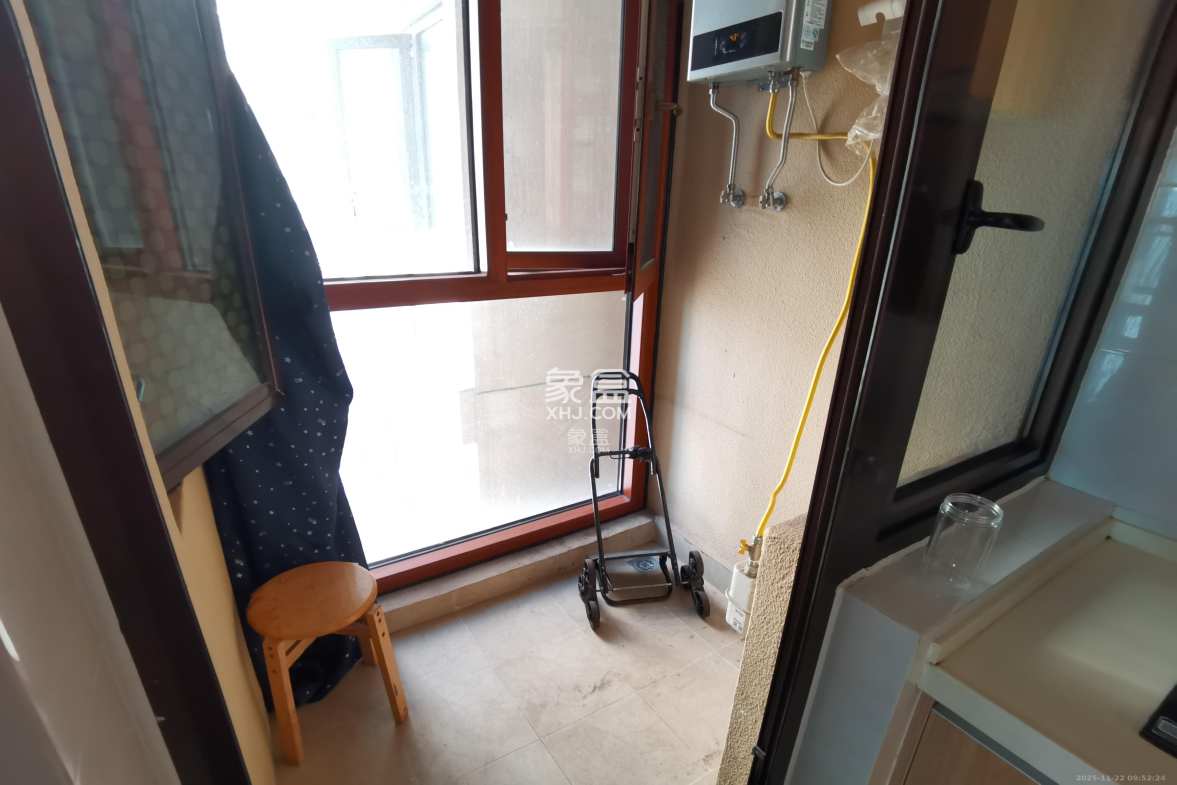 江山帝景哈佛 1室0厅0卫 1900.0元/月 江山帝景哈佛 1室0厅0卫 1900.0元/月室内图