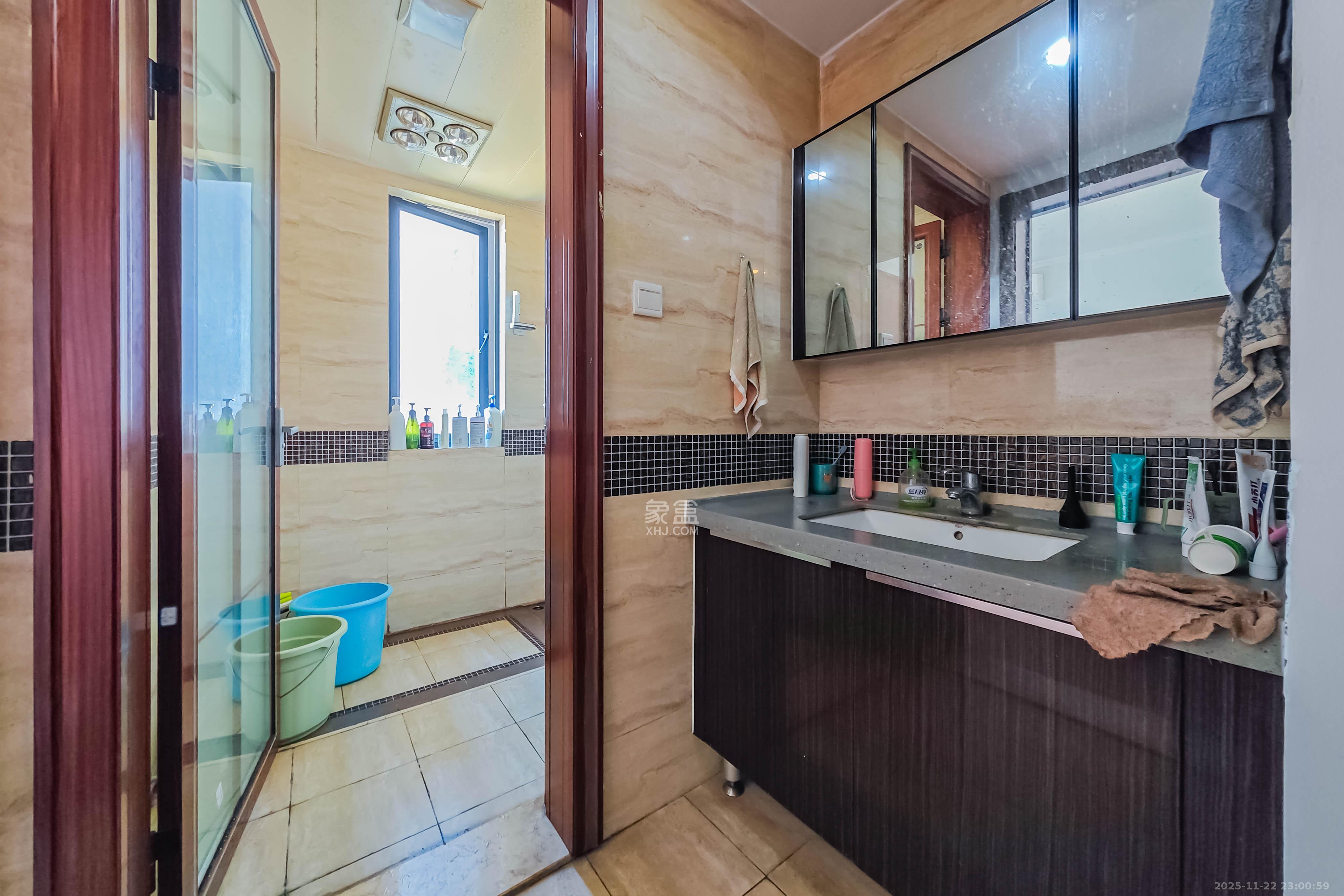 万科金域华府三四期 4室2厅2卫 138.0万 万科金域华府三四期 4室2厅2卫 138.0万其他