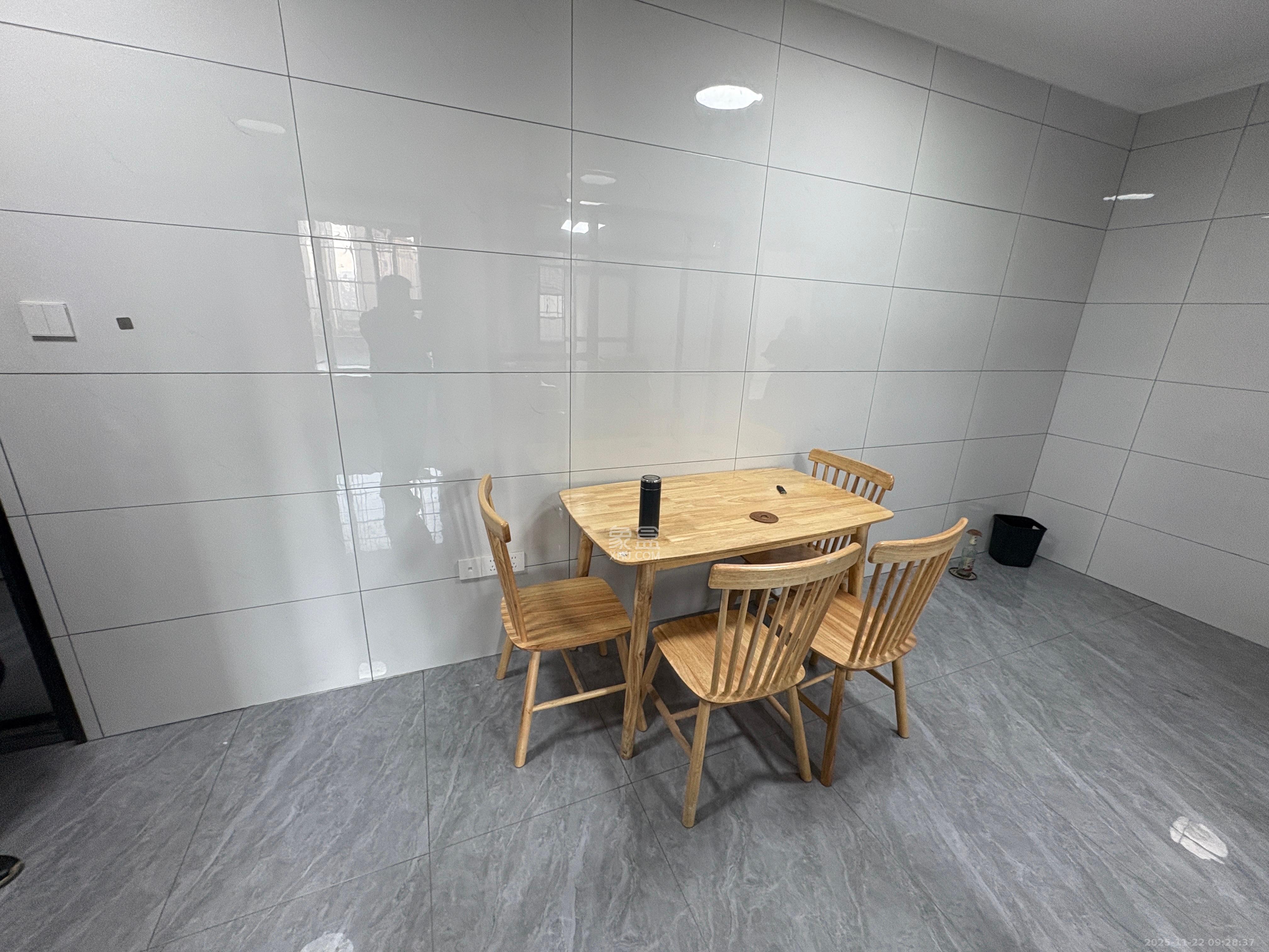 唐桂家园  2室1厅1卫    2000.0元/月