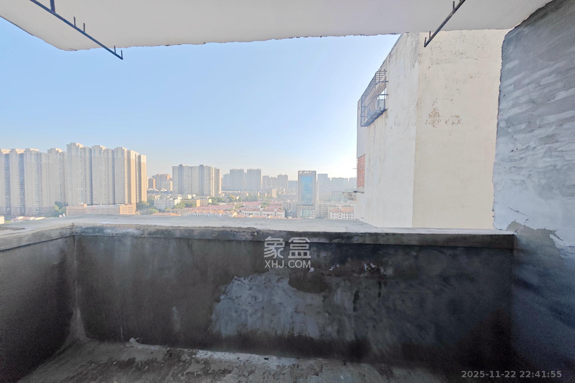 上民航宿舍 2室1厅1卫 41.5万 上民航宿舍 2室1厅1卫 41.5万阳台